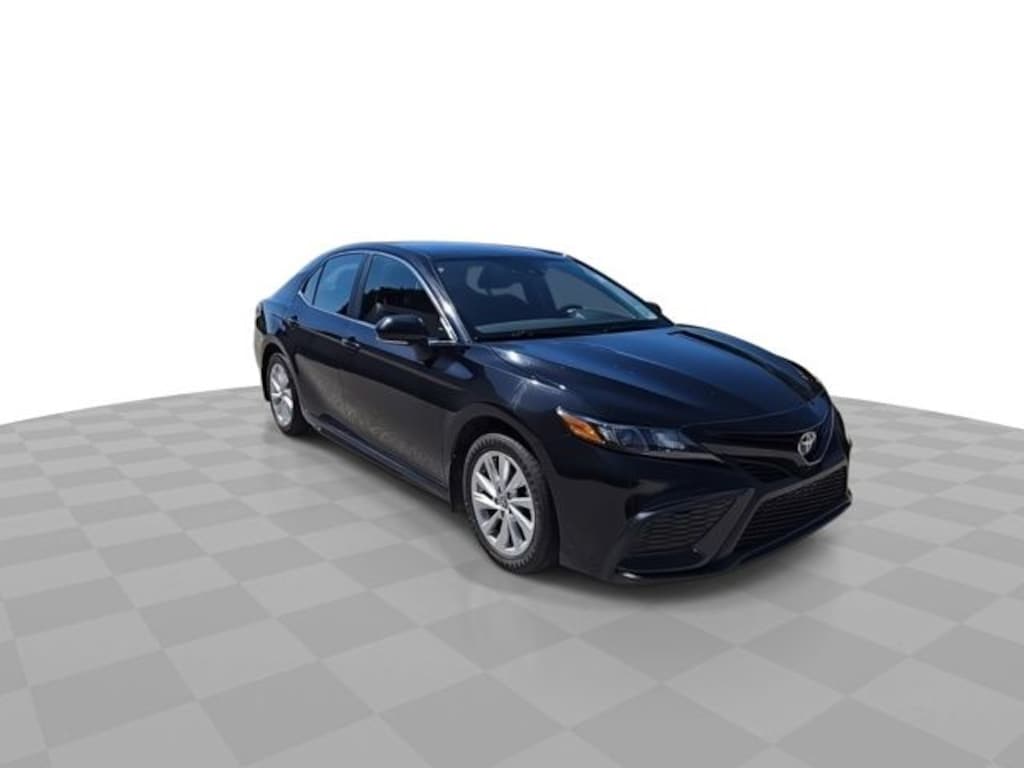Used 2024 Toyota Camry SE Sedan