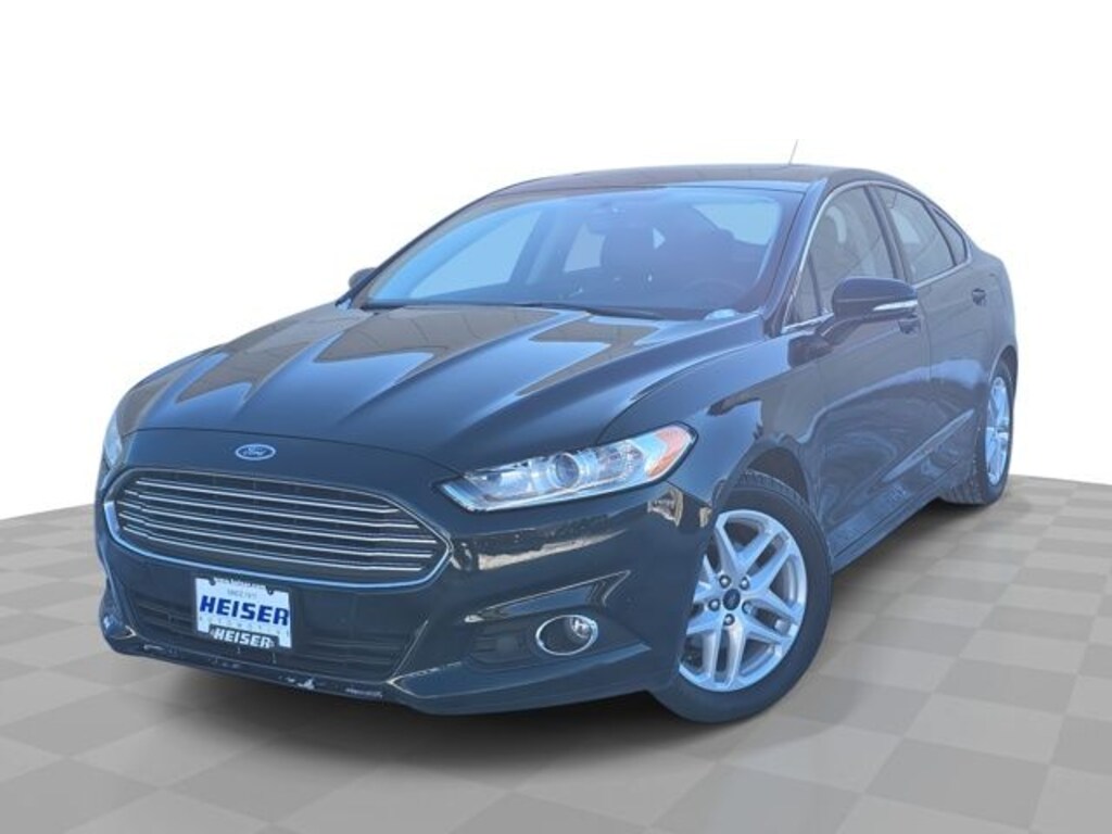 Used 2014 Ford Fusion SE Sedan