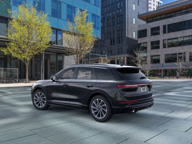 2026 Lincoln Corsair Grand Touring photo 2