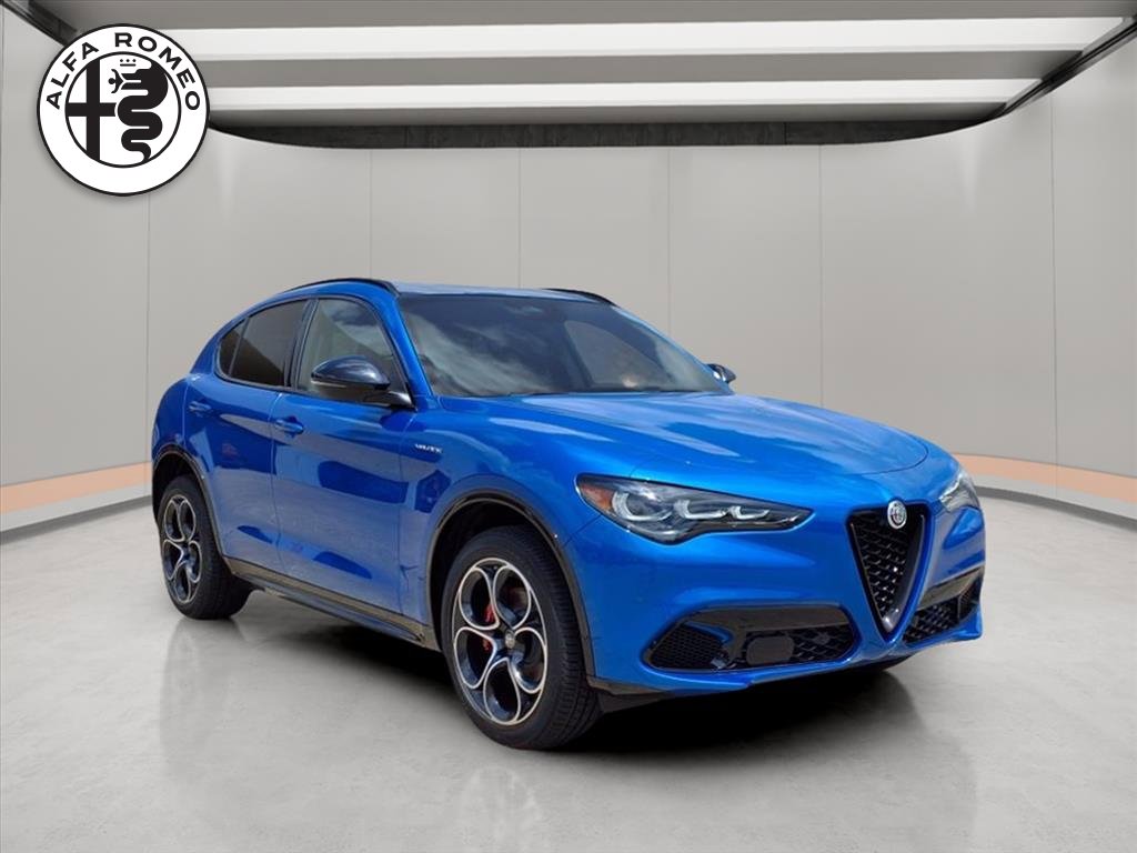 2025 Alfa Romeo Stelvio AWD