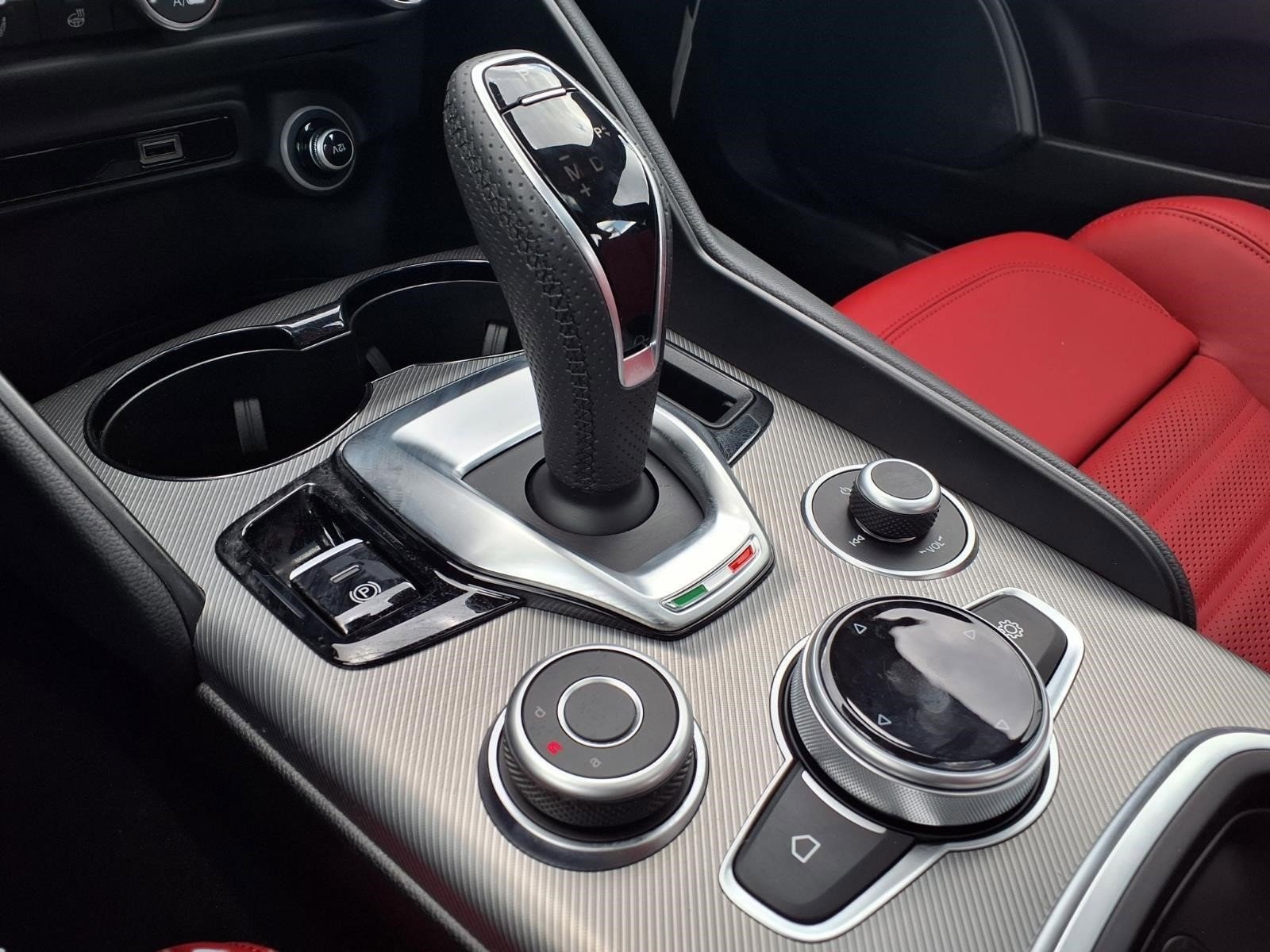 2026 Alfa Romeo Giulia Base - Photo 12