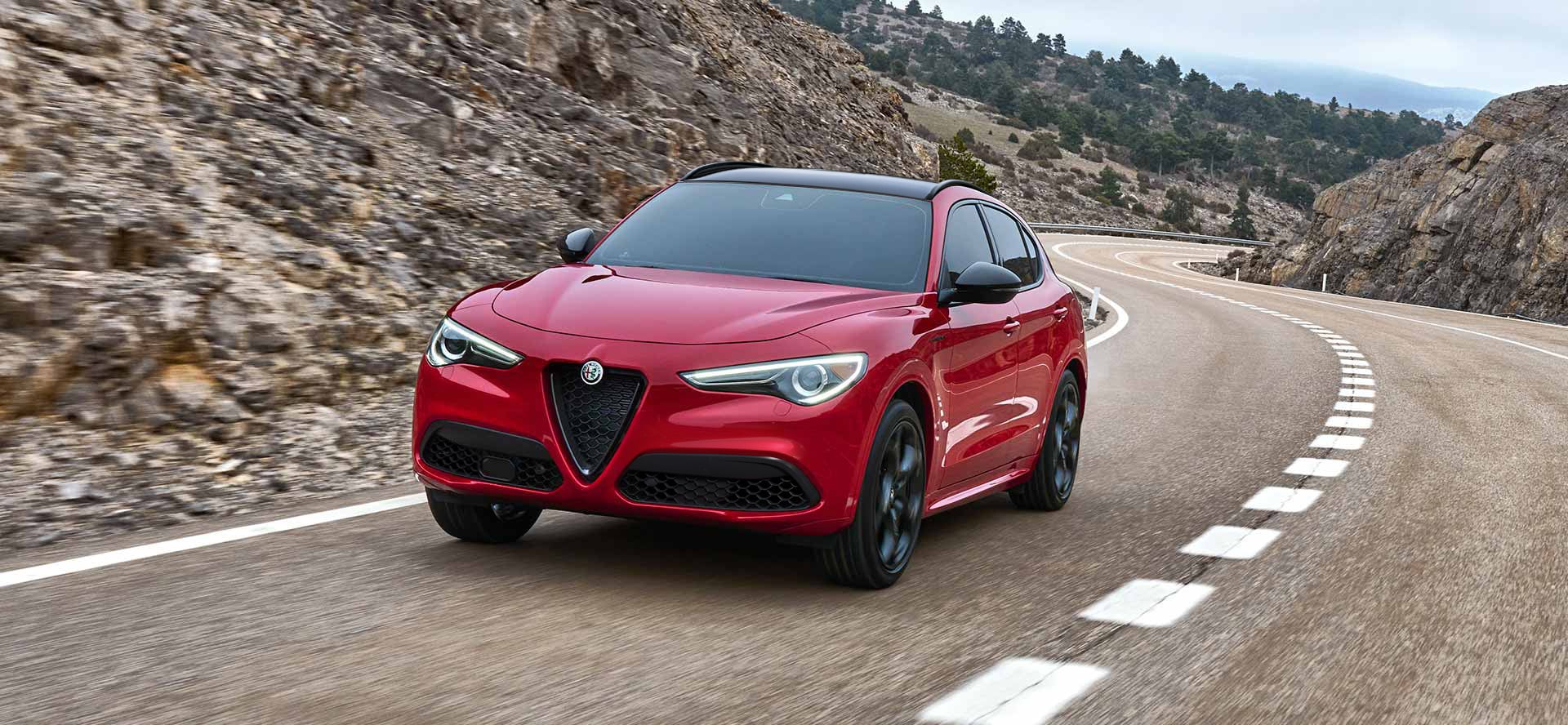 2023-AlfaRomeo-Stelvio-Estrema-AlfaRosso-StoneHills.jpg