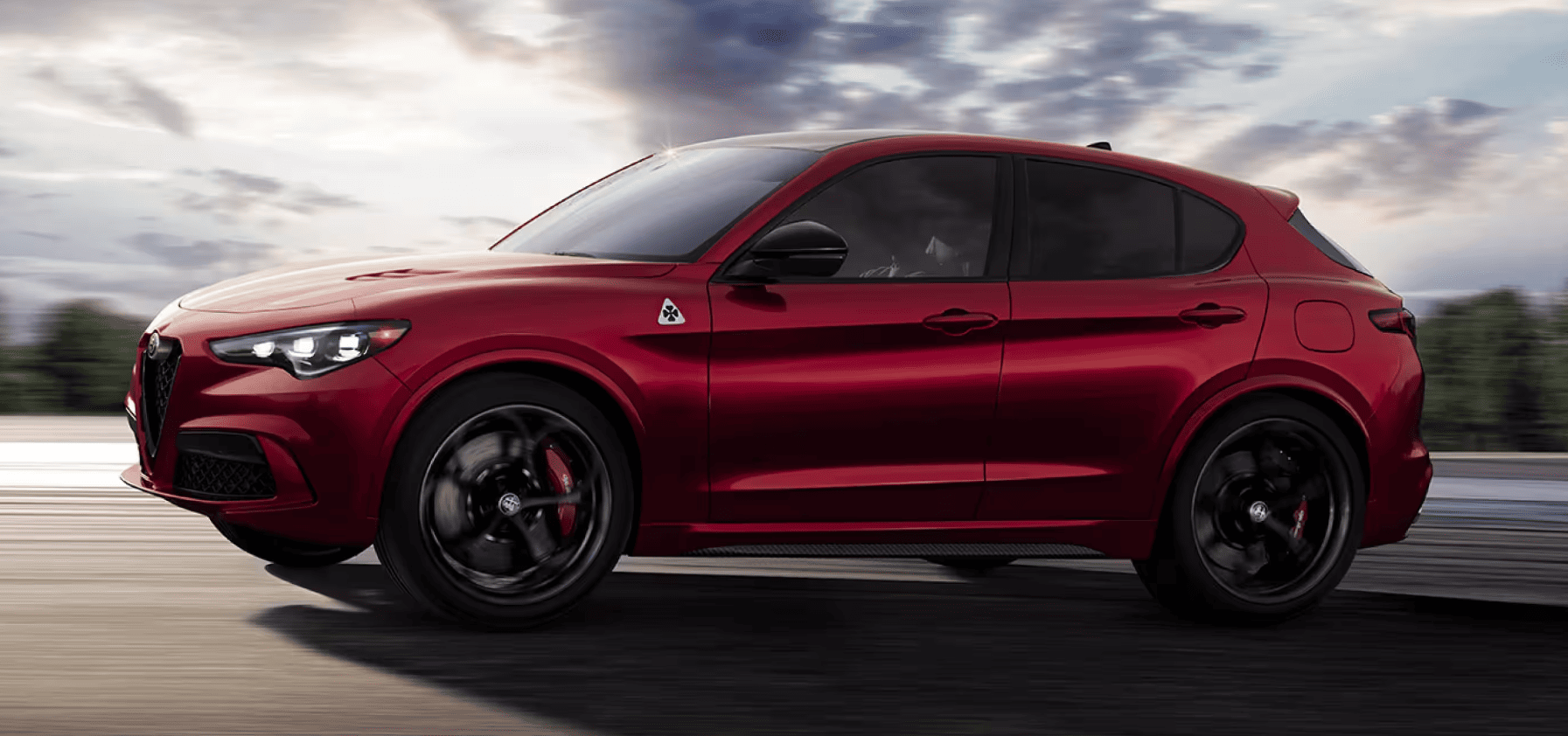 2024_Alfa_Romeo_Stelvio_quadrifoglio_red_Exterior%20(1).PNG