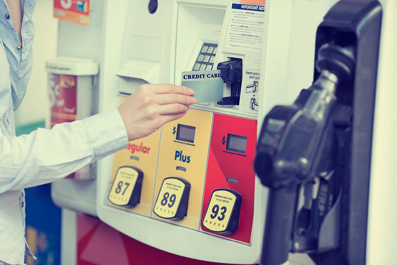Paying at a gas pump.jpg