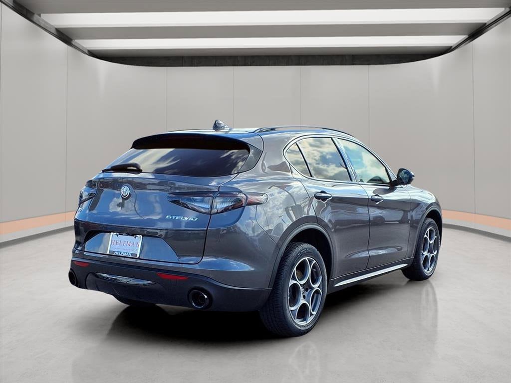 2025 Alfa Romeo Stelvio Base - Photo 6