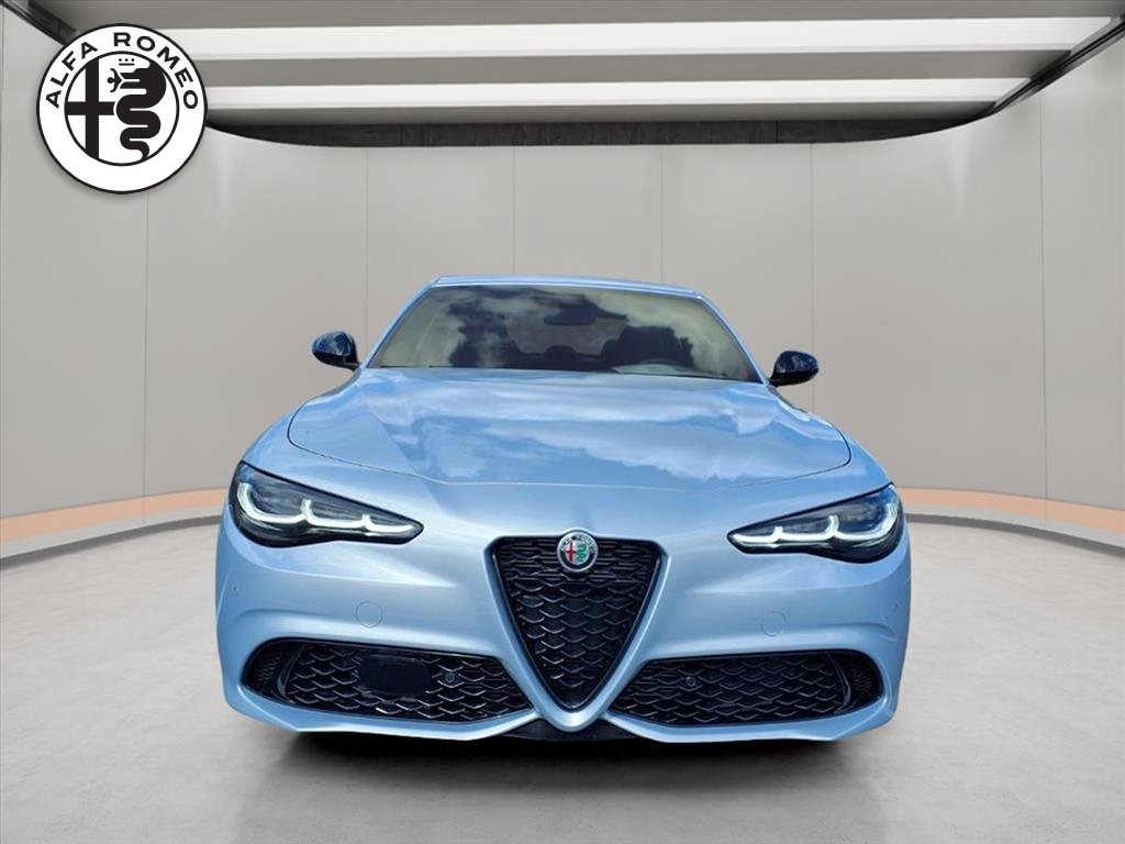 2025 Alfa Romeo Giulia Base