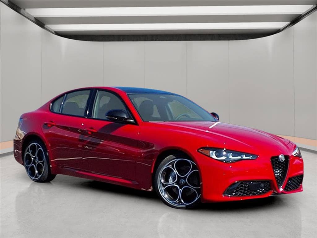 2025 Alfa Romeo Giulia Base's photo