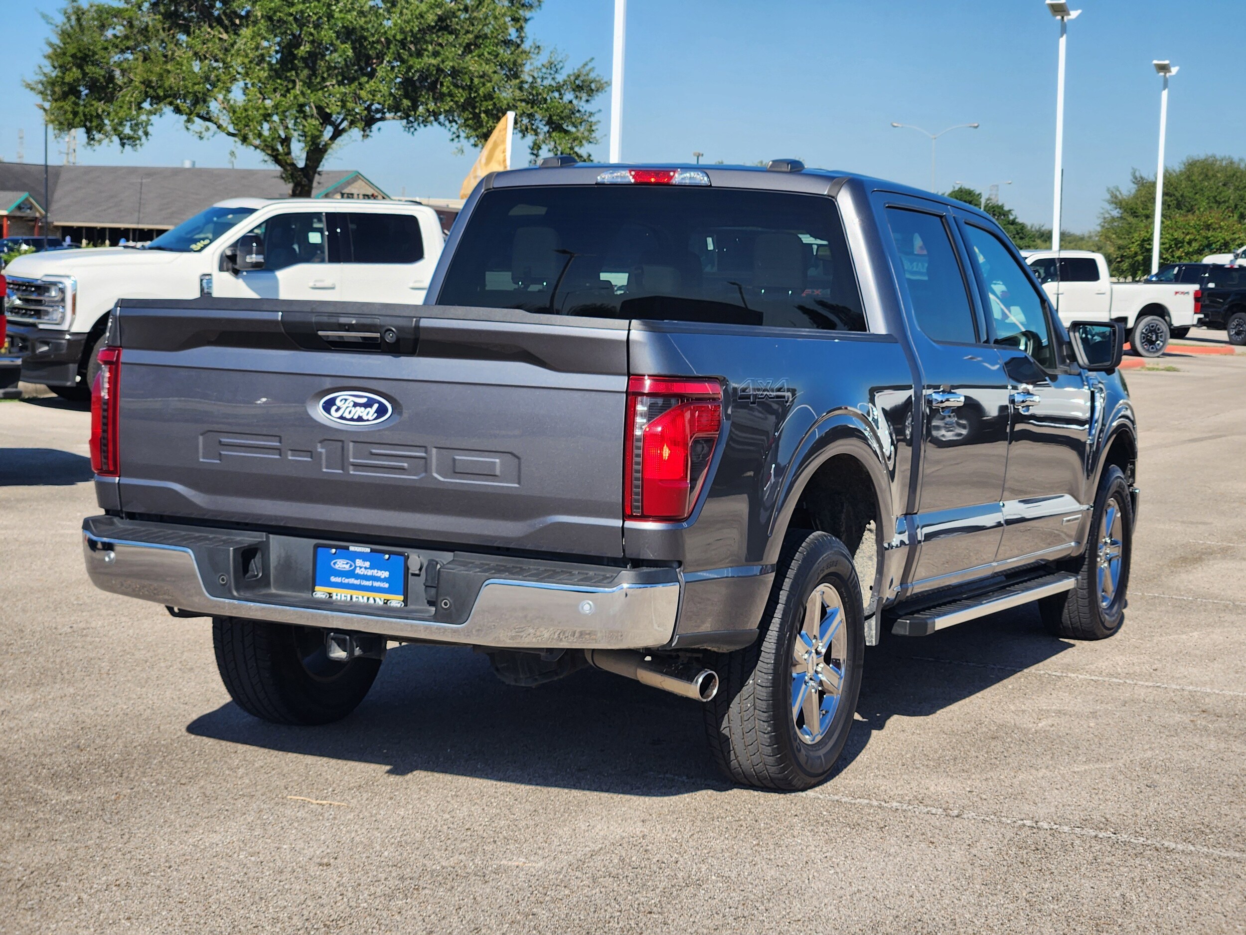 2024 Ford F-150 XLT photo 3