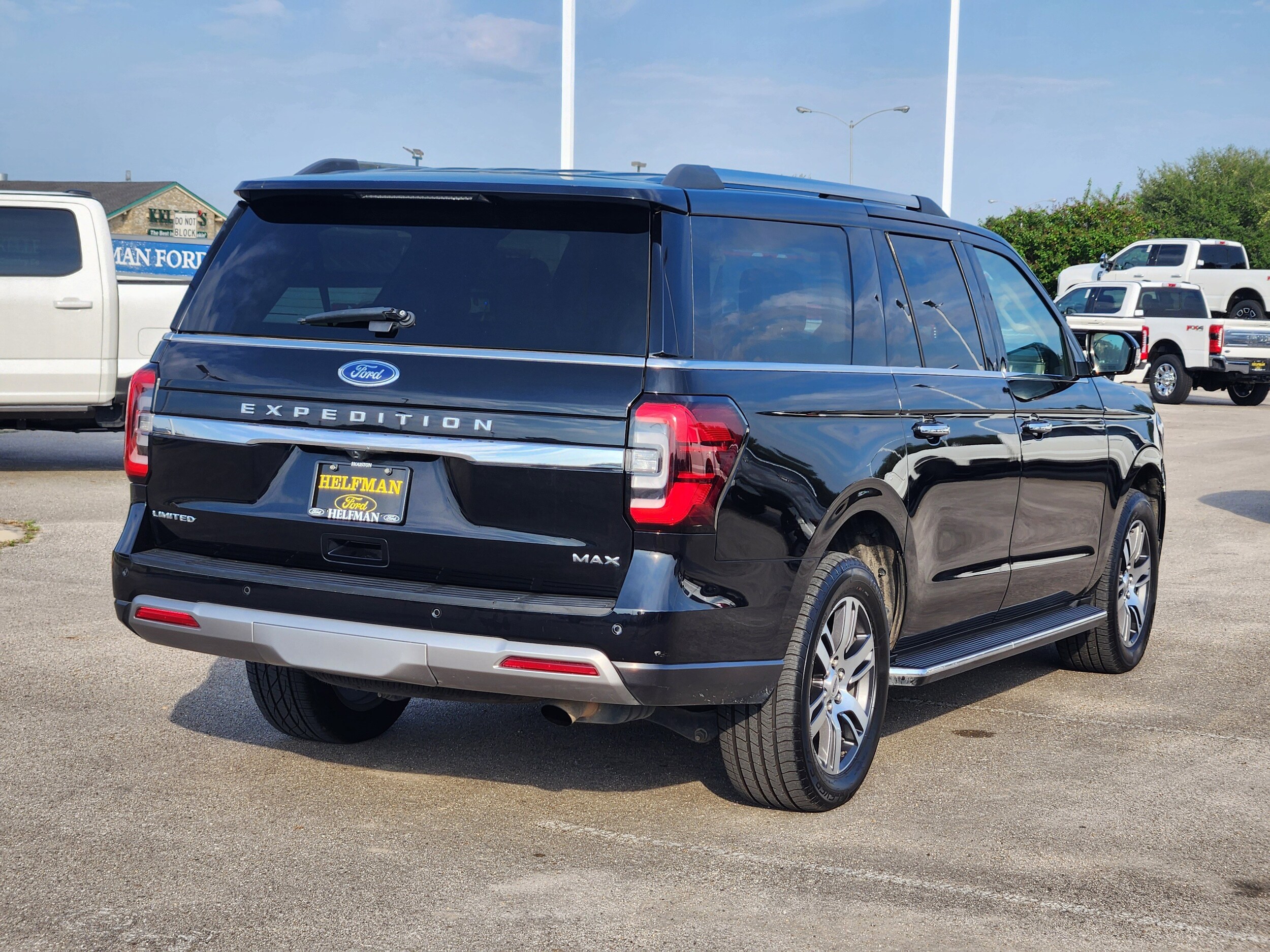 2022 Ford Expedition MAX Limited photo 3