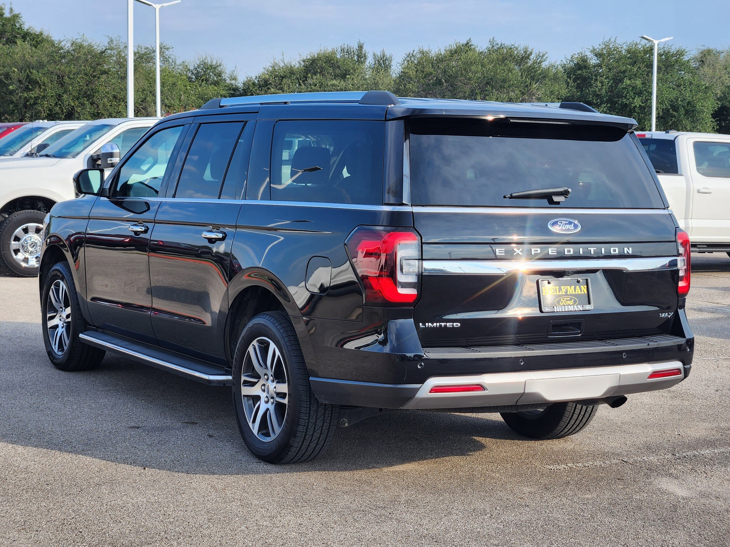 2022 Ford Expedition MAX Limited photo 4
