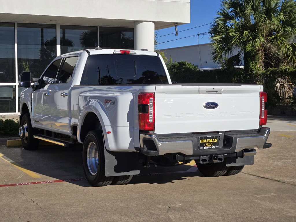 Used 2025 Ford F-350 Lariat Truck Crew Cab