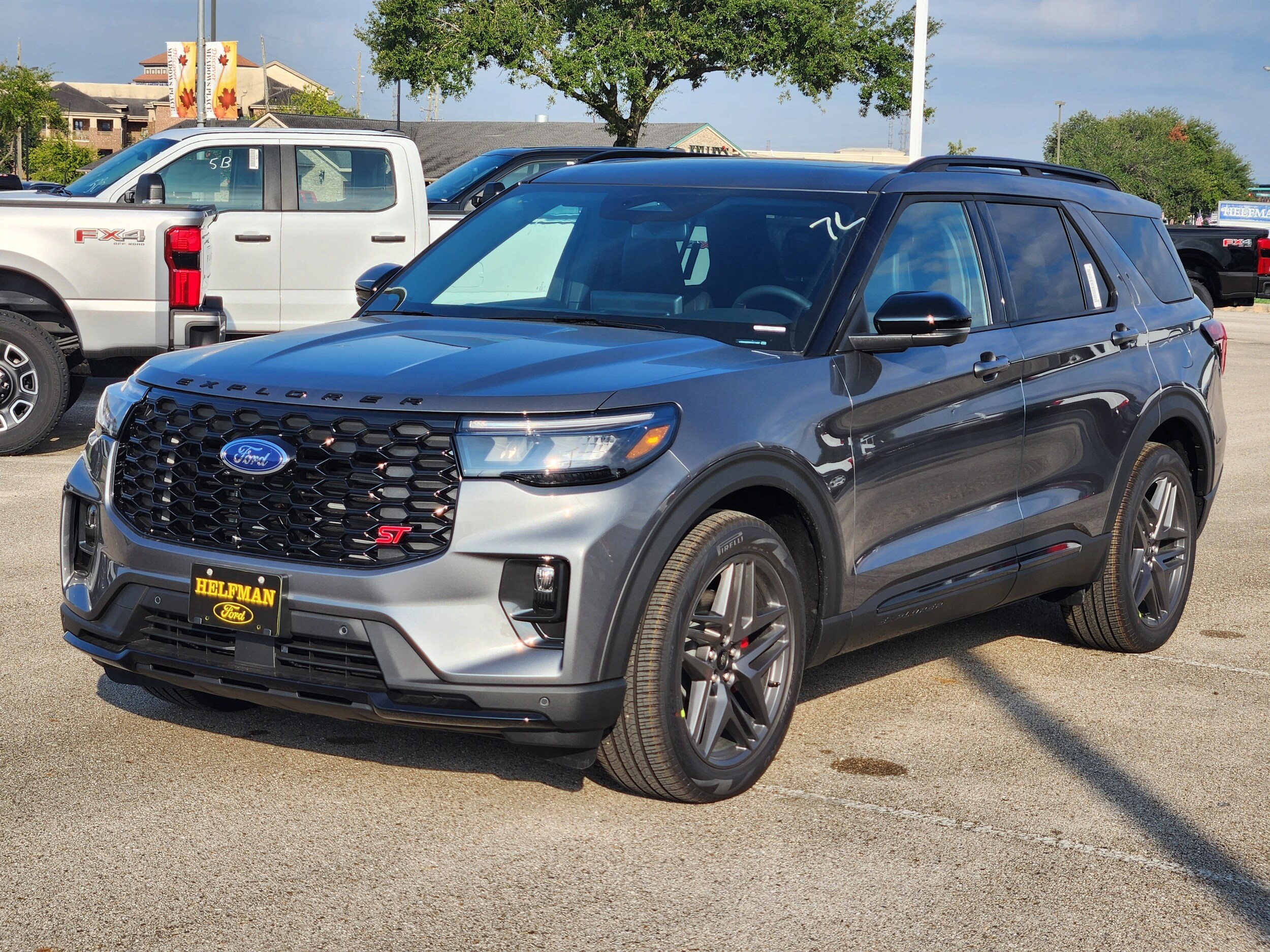 2025 Ford Explorer ST photo 2