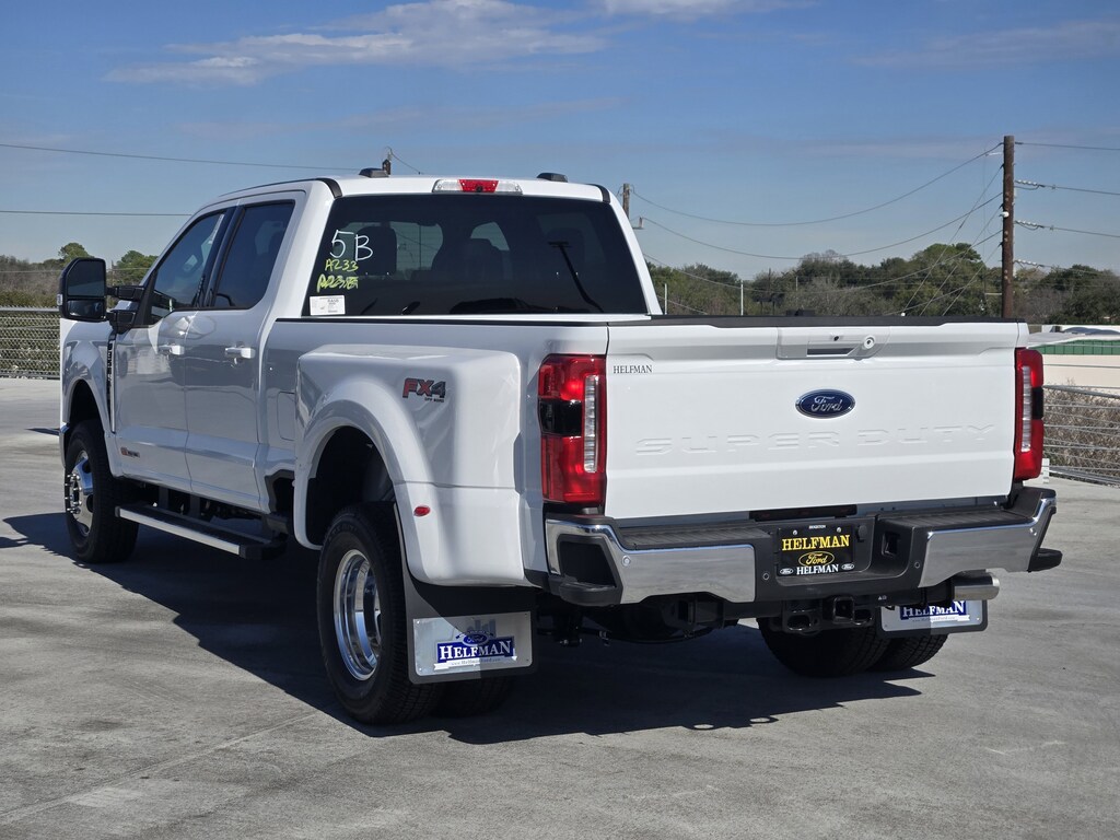 New 2026 Ford Super Duty F-350 Lariat TRUCK