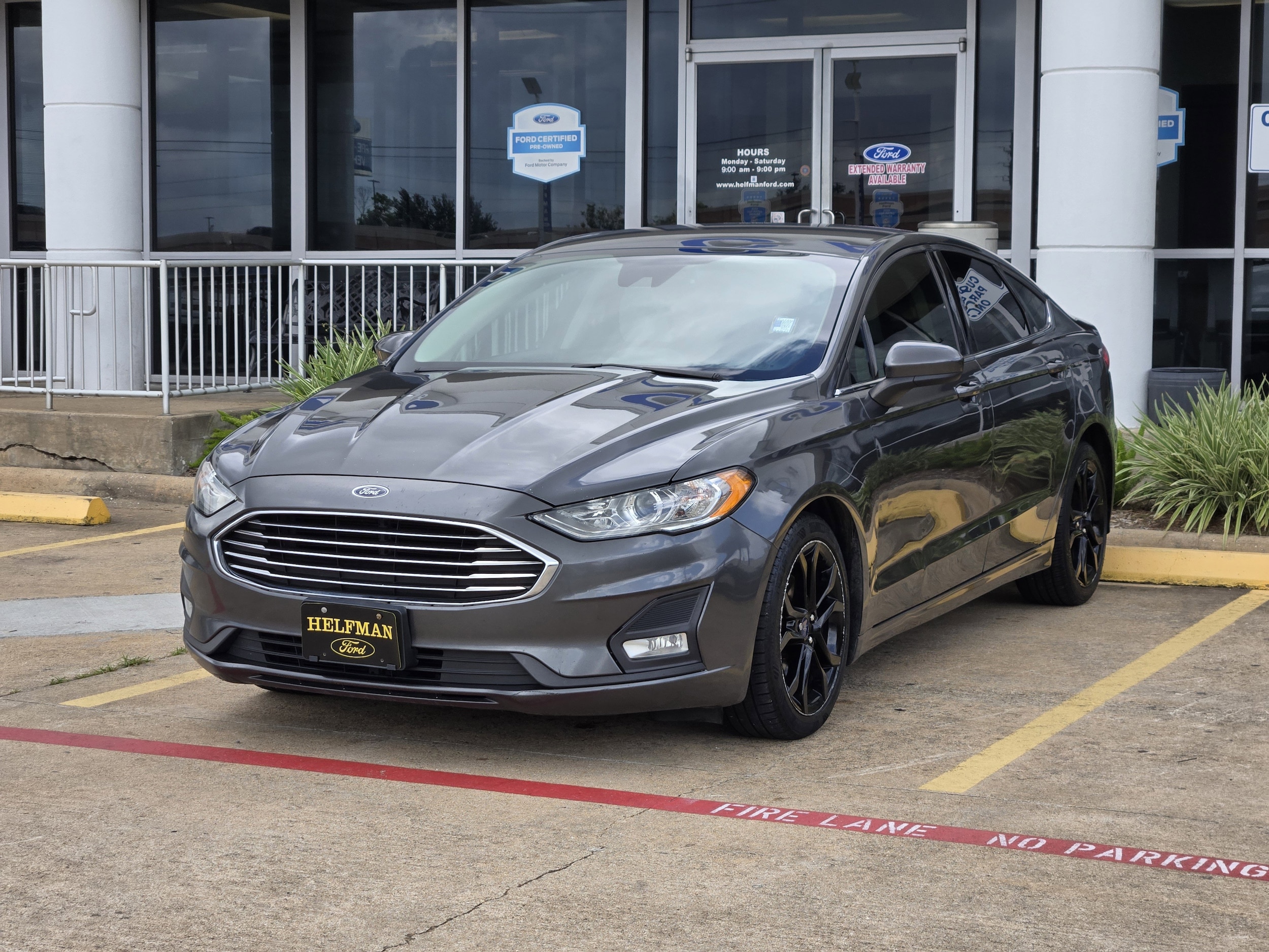 Used 2020 Ford Fusion SE with VIN 3FA6P0HD2LR125850 for sale in Meadows Place, TX