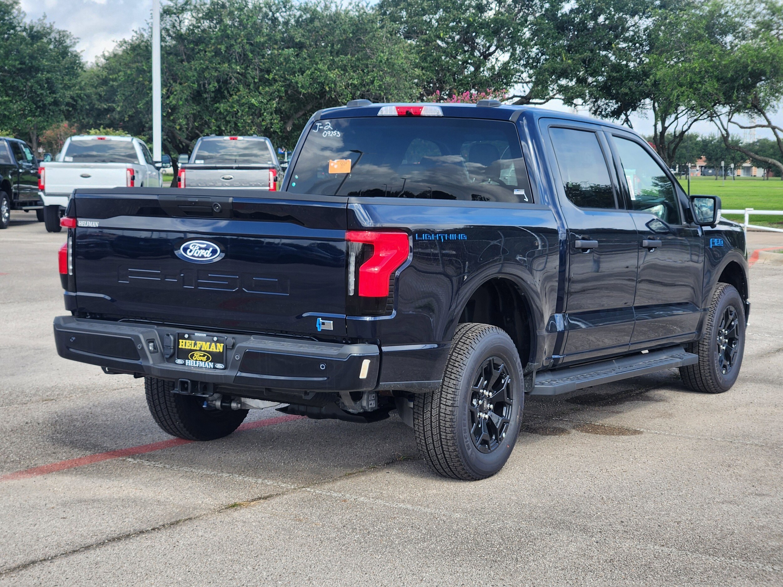 2025 Ford F-150 Lightning XLT photo 2