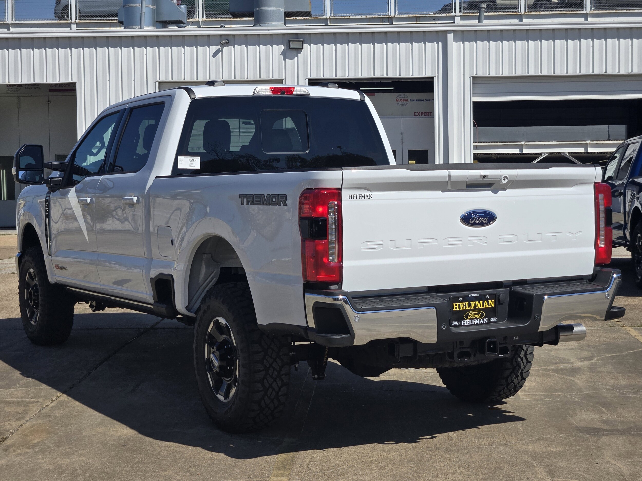 2026 Ford F-250 Lariat photo 4