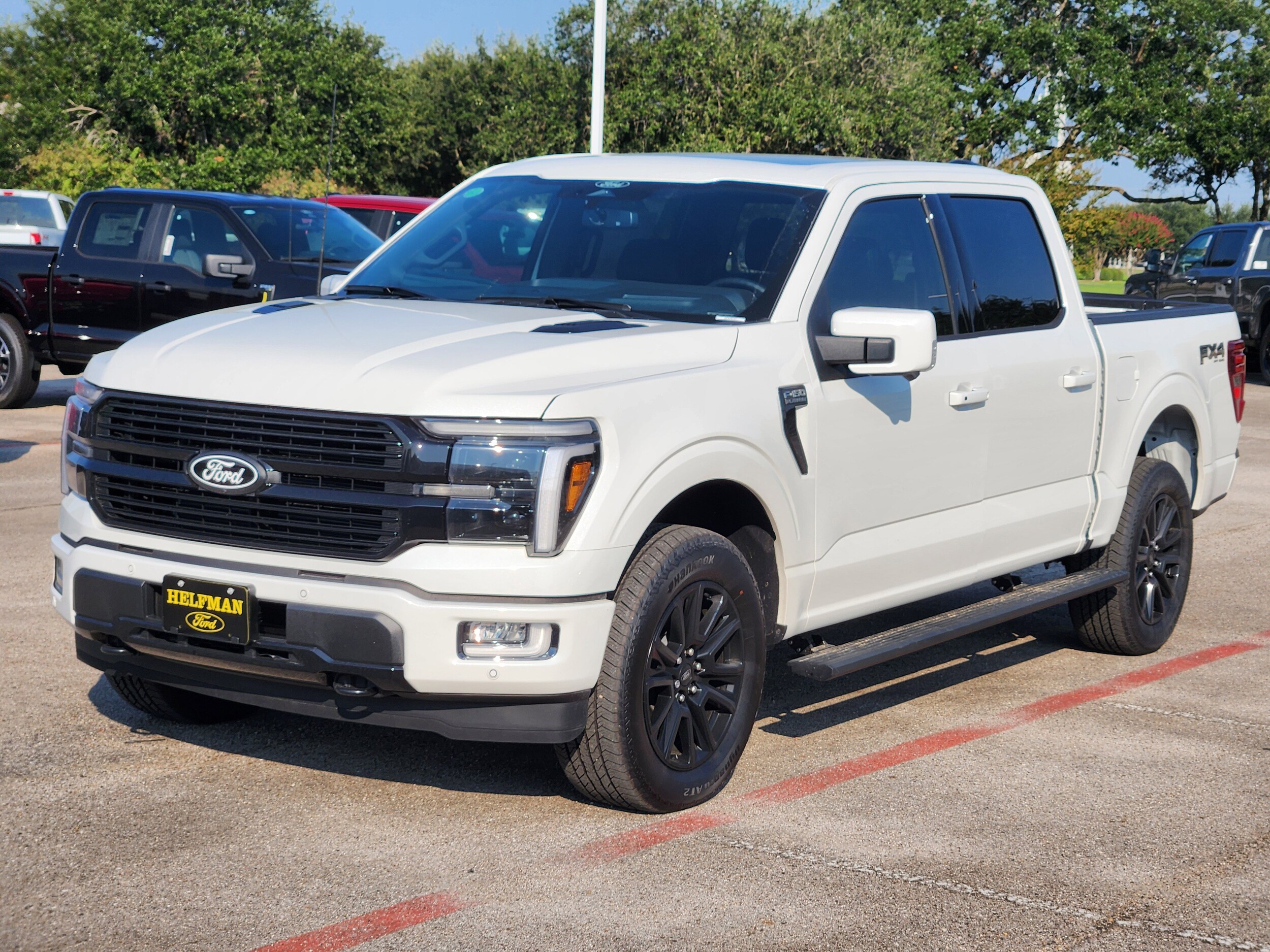 2025 Ford F-150 Platinum photo 2
