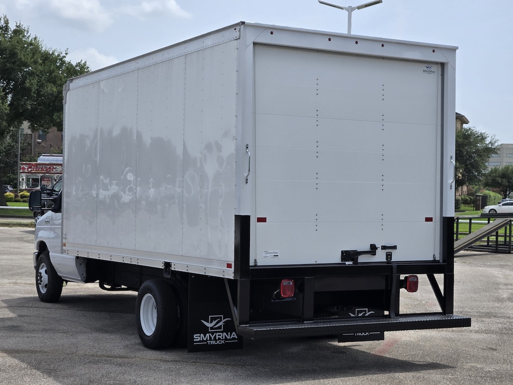 New 2027 Ford Econoline Cutaway E-450 DRW VAN