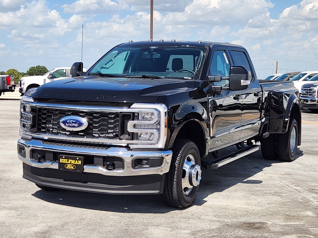 New 2026 Ford Super Duty F-350® Lariat® TRUCK