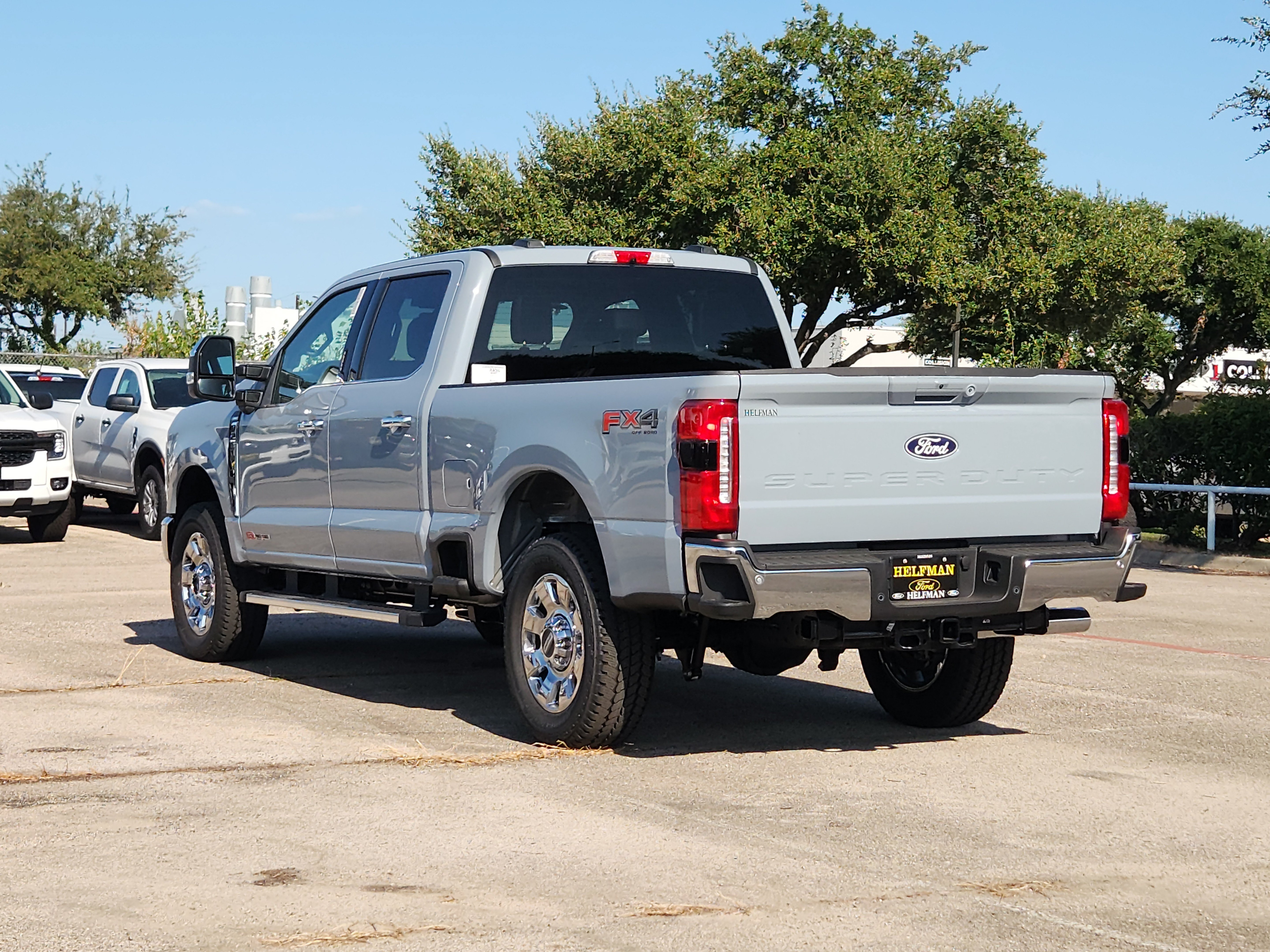 New 2027 Ford Super Duty F-250® Lariat® TRUCK