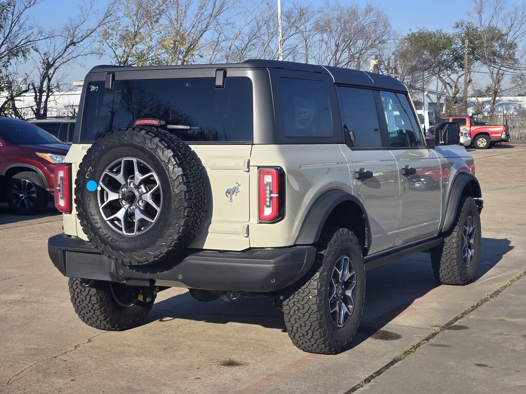 New 2025 Ford Bronco Badlands SUV