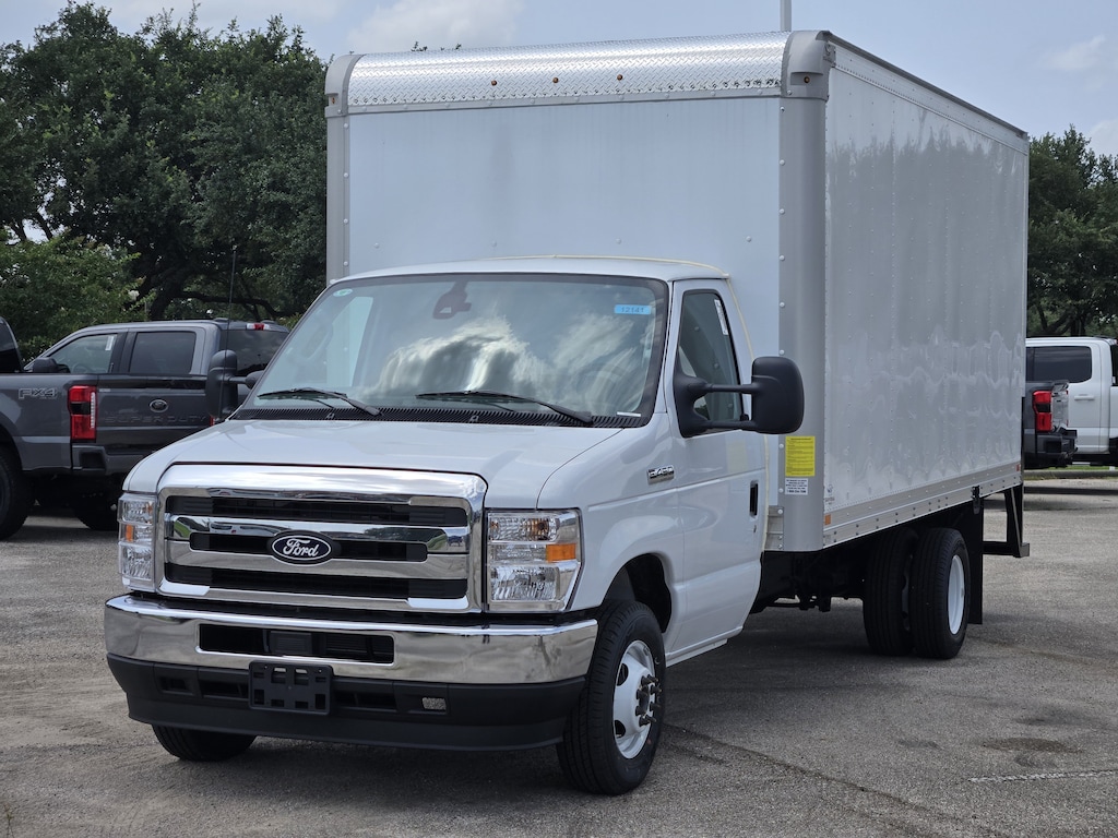 New 2027 Ford Econoline Cutaway E-450 DRW VAN