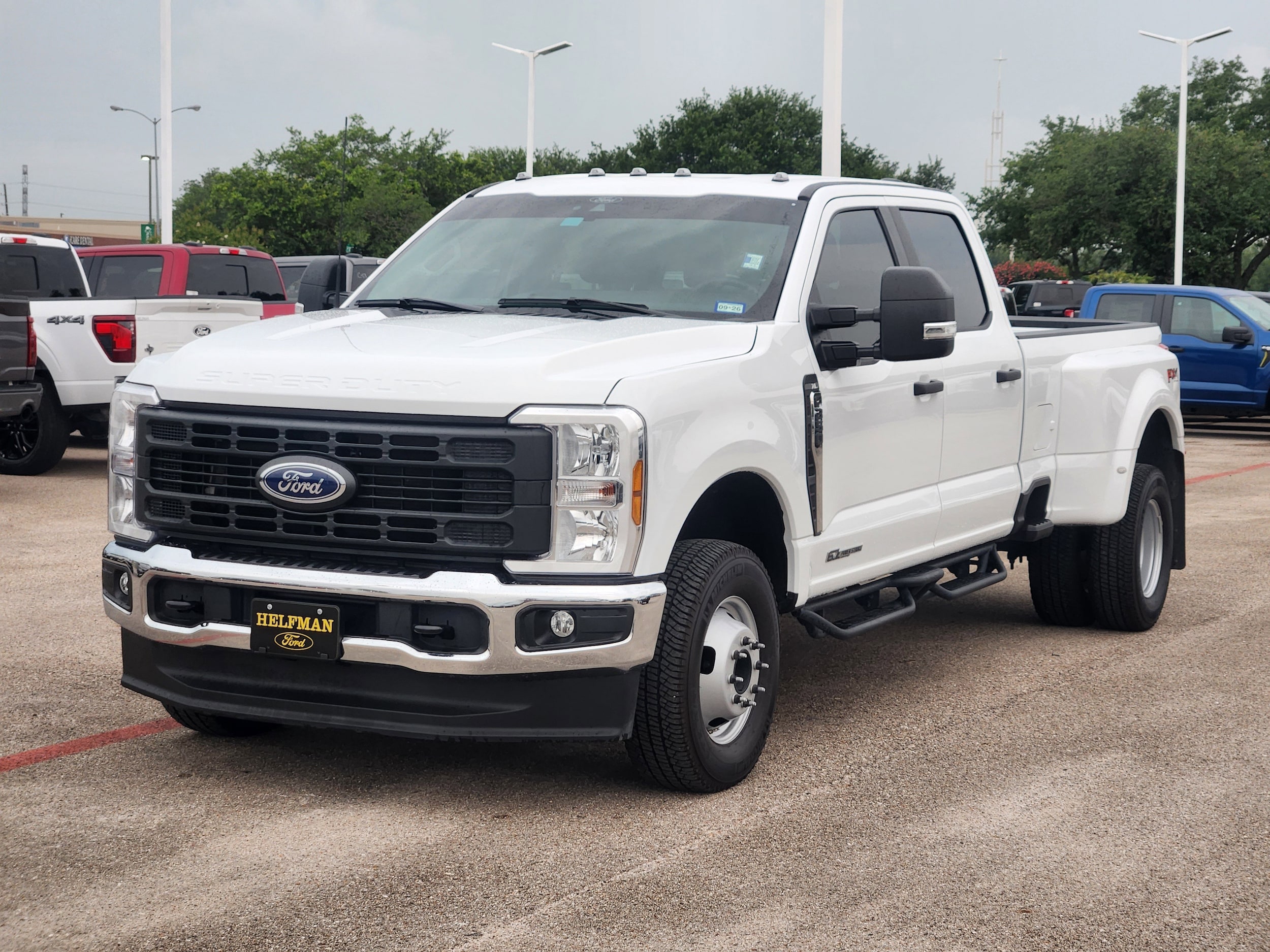 Used 2024 Ford F-350 Super Duty XL with VIN 1FT8W3DT5REF30777 for sale in Stafford, TX