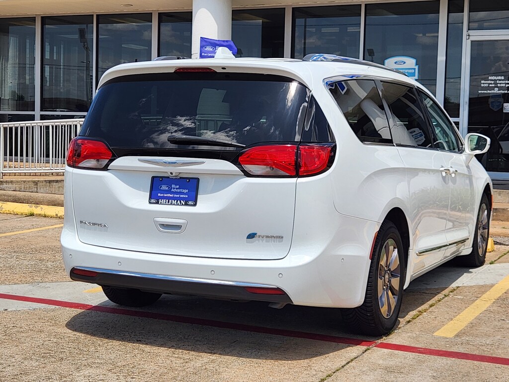 Used 2020 Chrysler Pacifica Hybrid Hybrid Limited Van Passenger Van