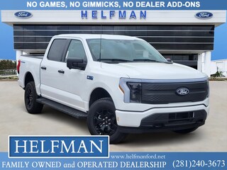 2025 Ford F-150 Lightning XLT TRUCK