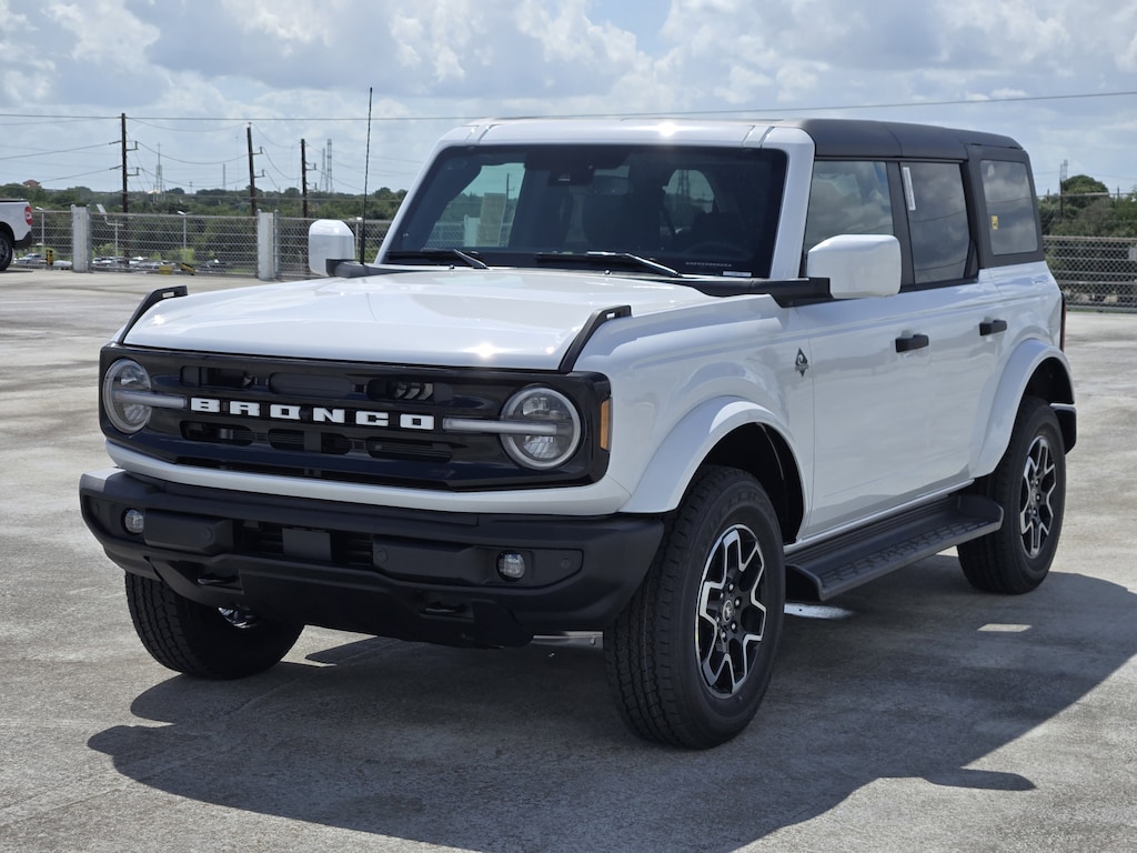 New 2026 Ford Bronco Outer Banks® SUV