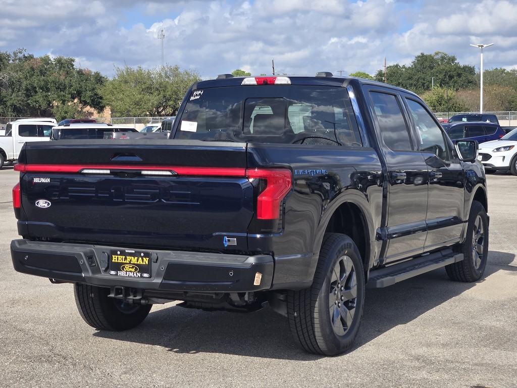 New 2025 Ford F-150 Lightning Lariat TRUCK