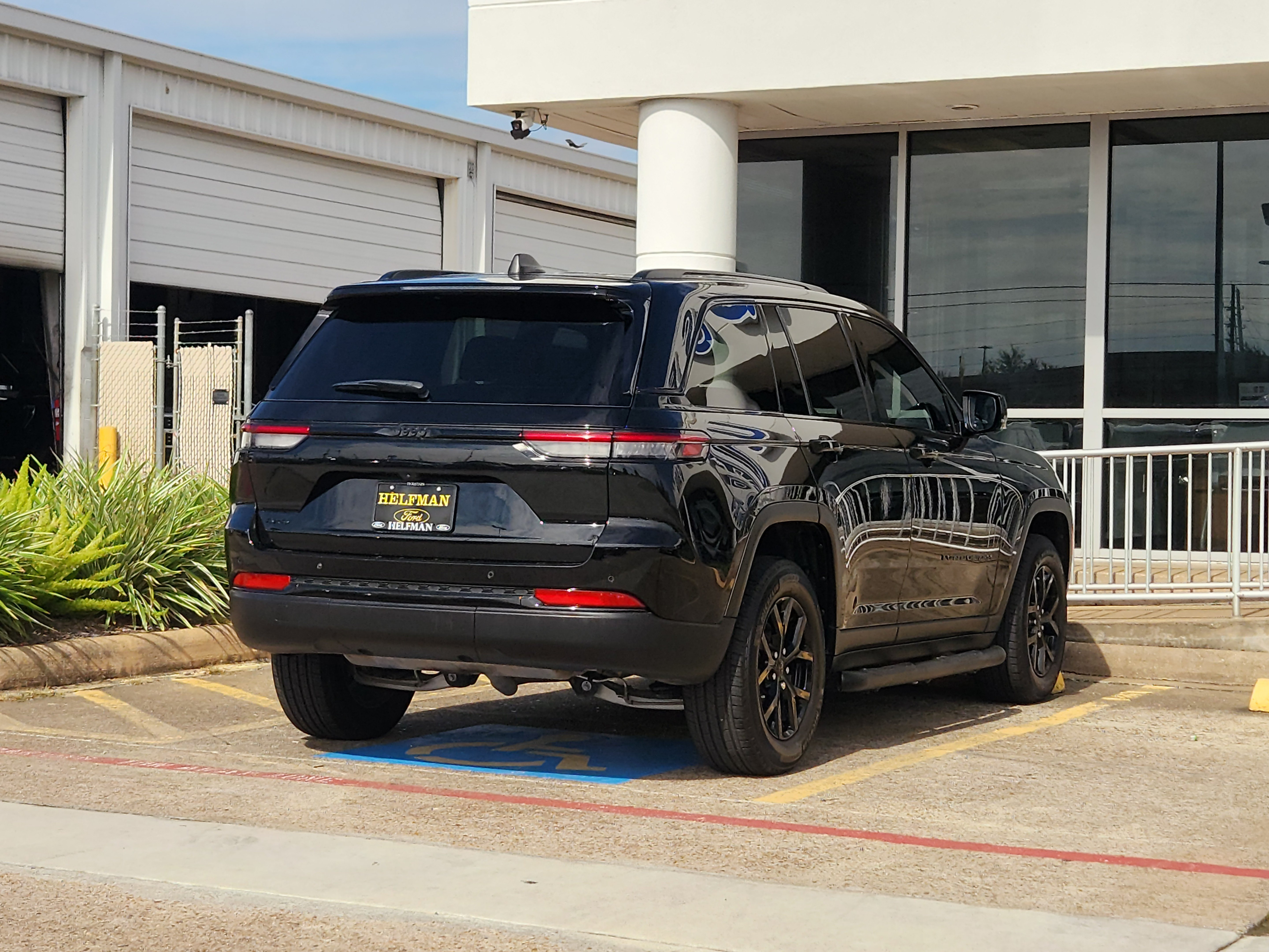 Used 2025 Jeep Grand Cherokee Altitude X SUV