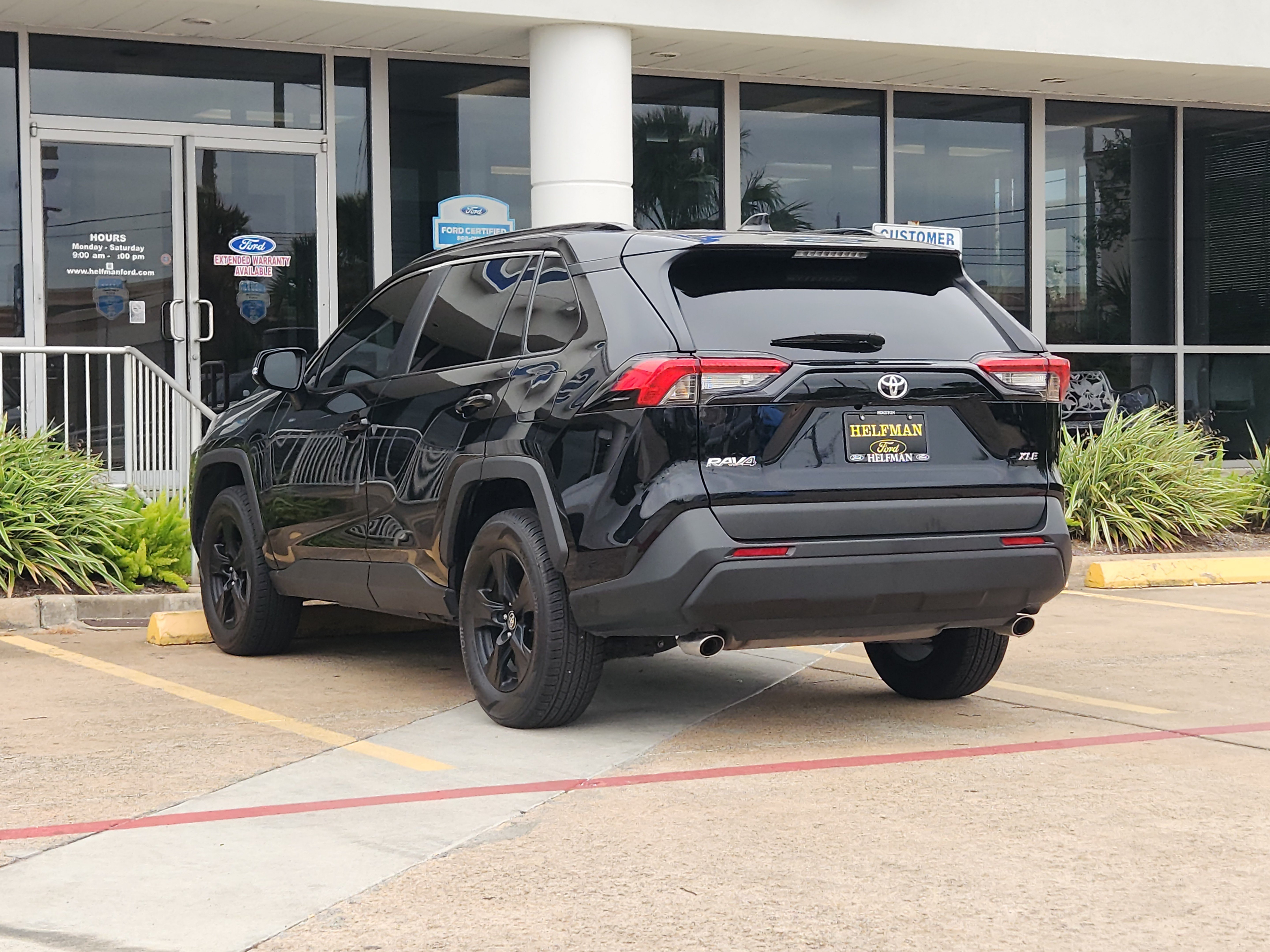 Used 2024 Toyota RAV4 XLE SUV