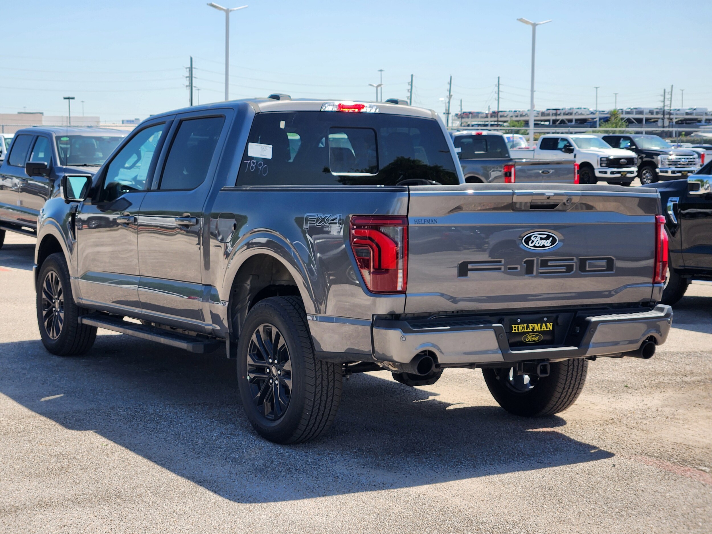 2025 Ford F-150 Lariat photo 4