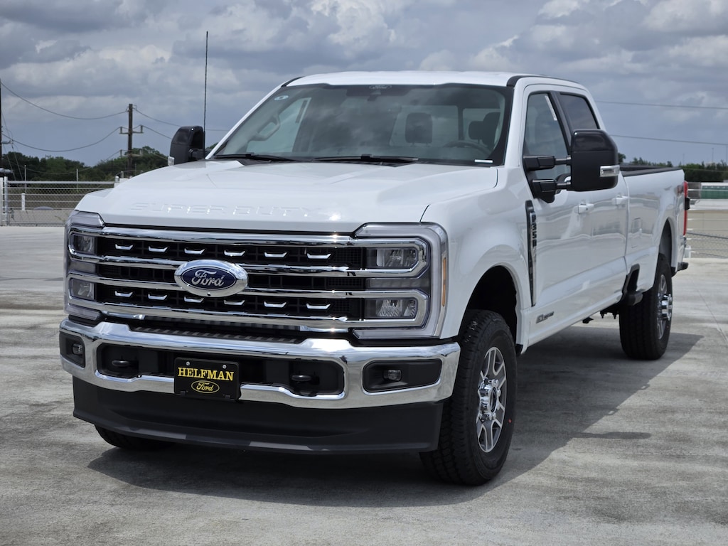 New 2026 Ford Super Duty F-350® Lariat® TRUCK