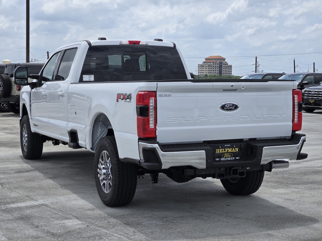 New 2026 Ford Super Duty F-350® Lariat® TRUCK