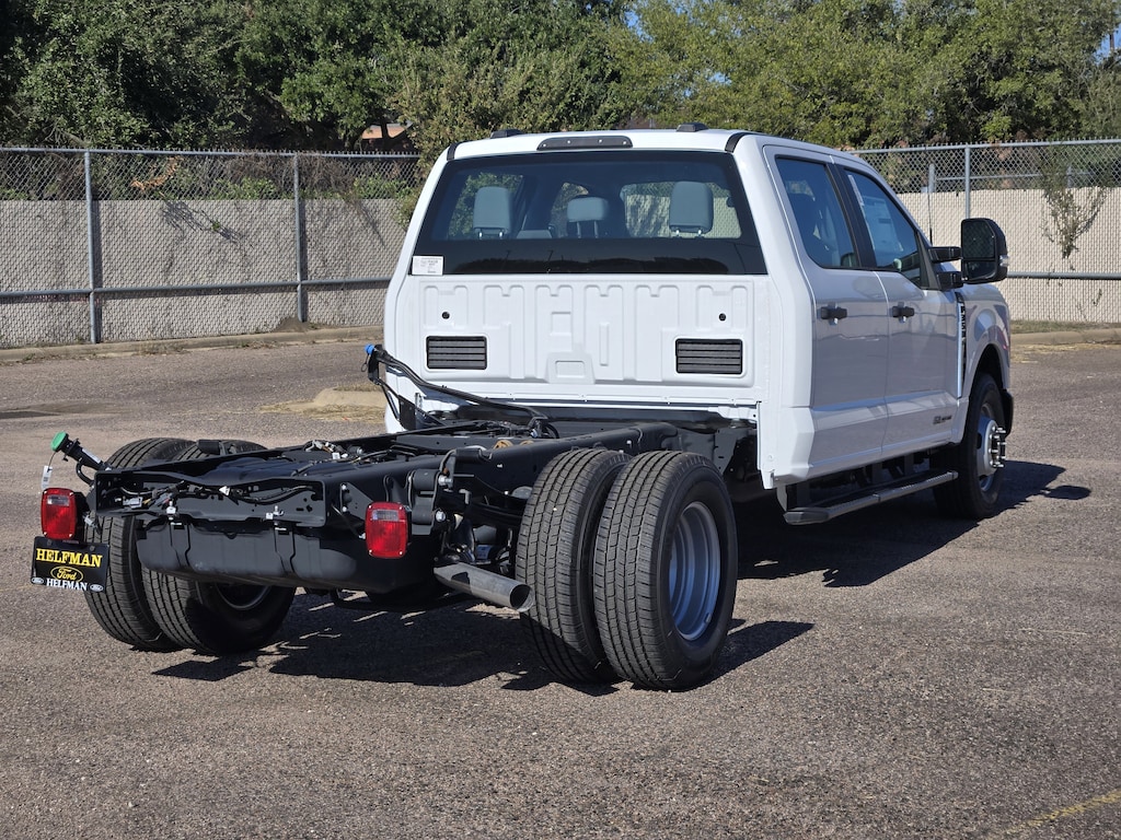 New 2025 Ford Chassis Cab F-350 XL TRUCK