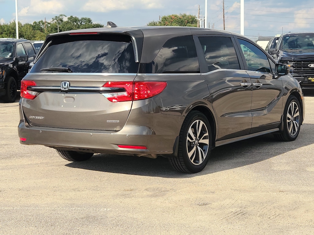 Used 2022 Honda Odyssey Touring Van