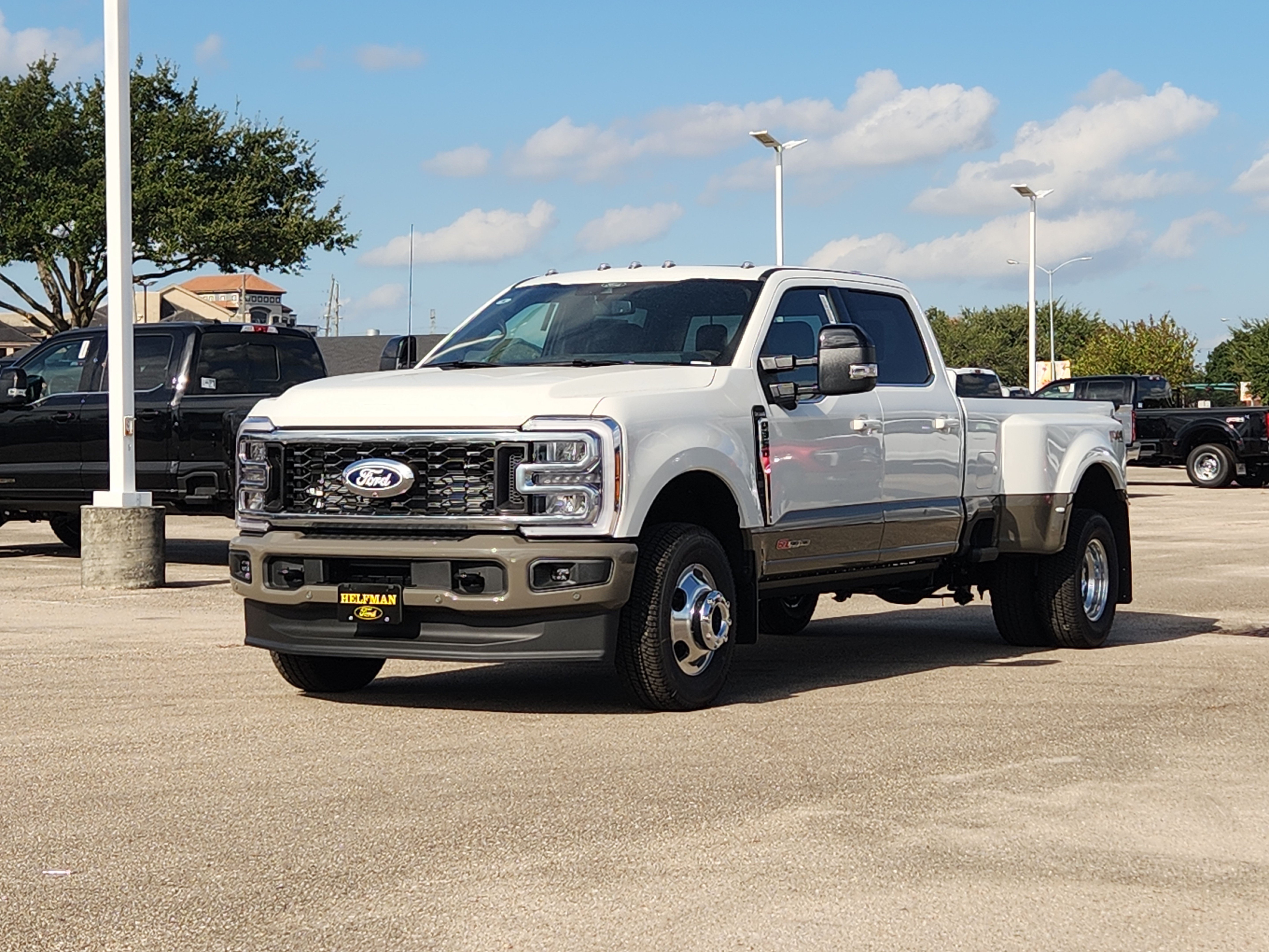 New 2027 Ford Super Duty F-350® King Ranch® TRUCK