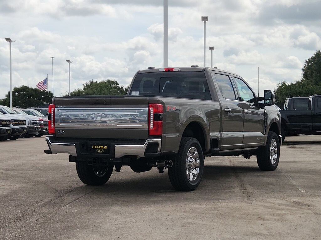 New 2026 Ford Super Duty F-350® Lariat® TRUCK