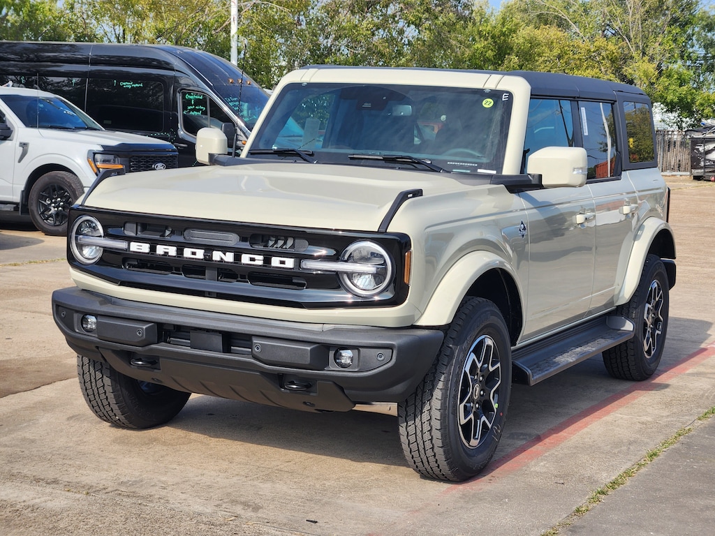 New 2025 Ford Bronco Outer Banks SUV