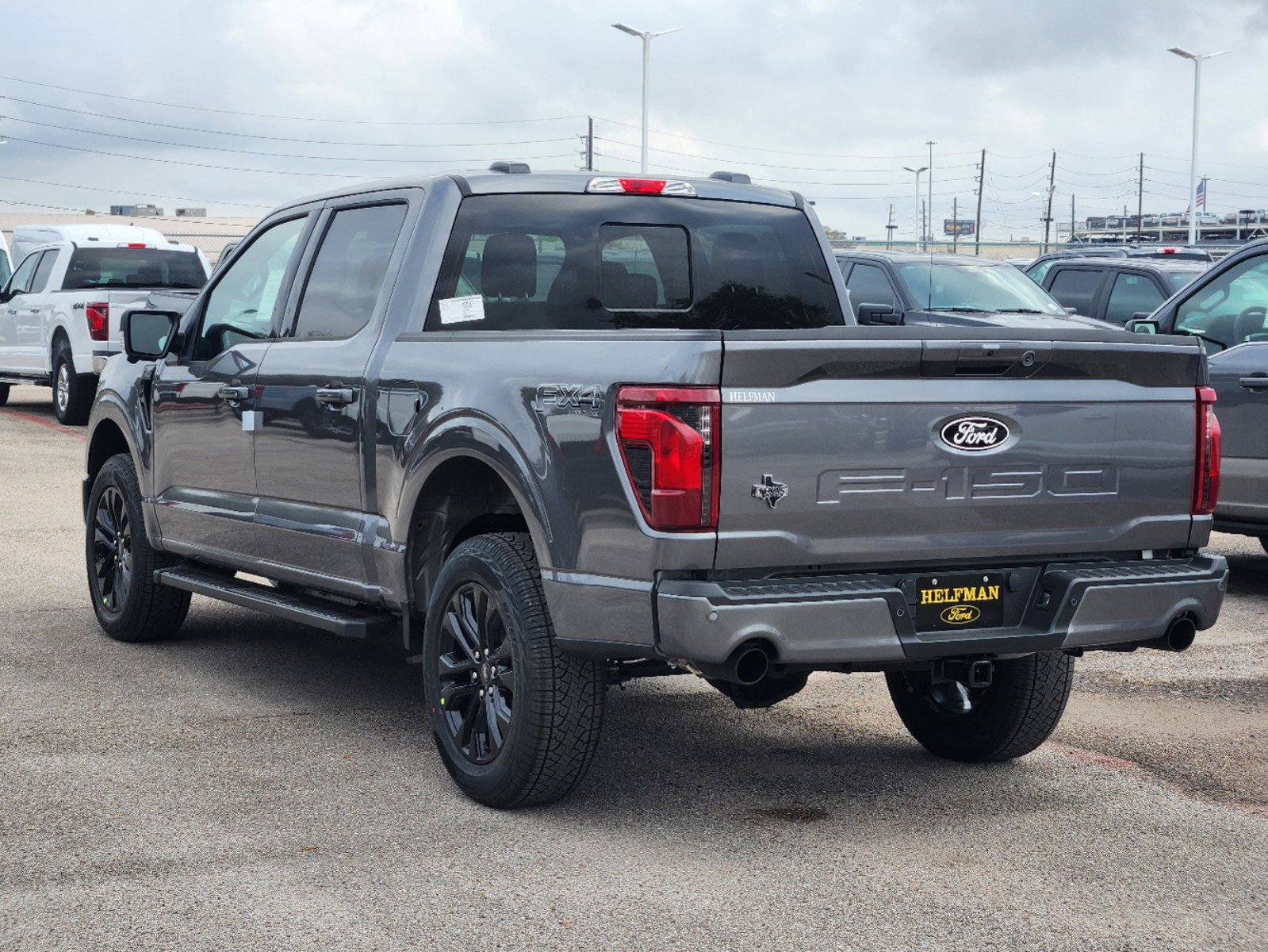 2025 Ford F-150 XLT photo 4
