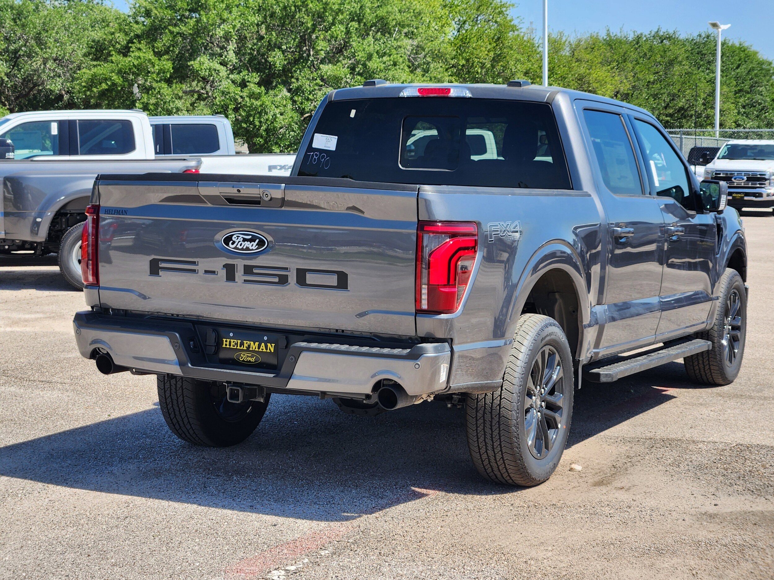 2025 Ford F-150 Lariat photo 3