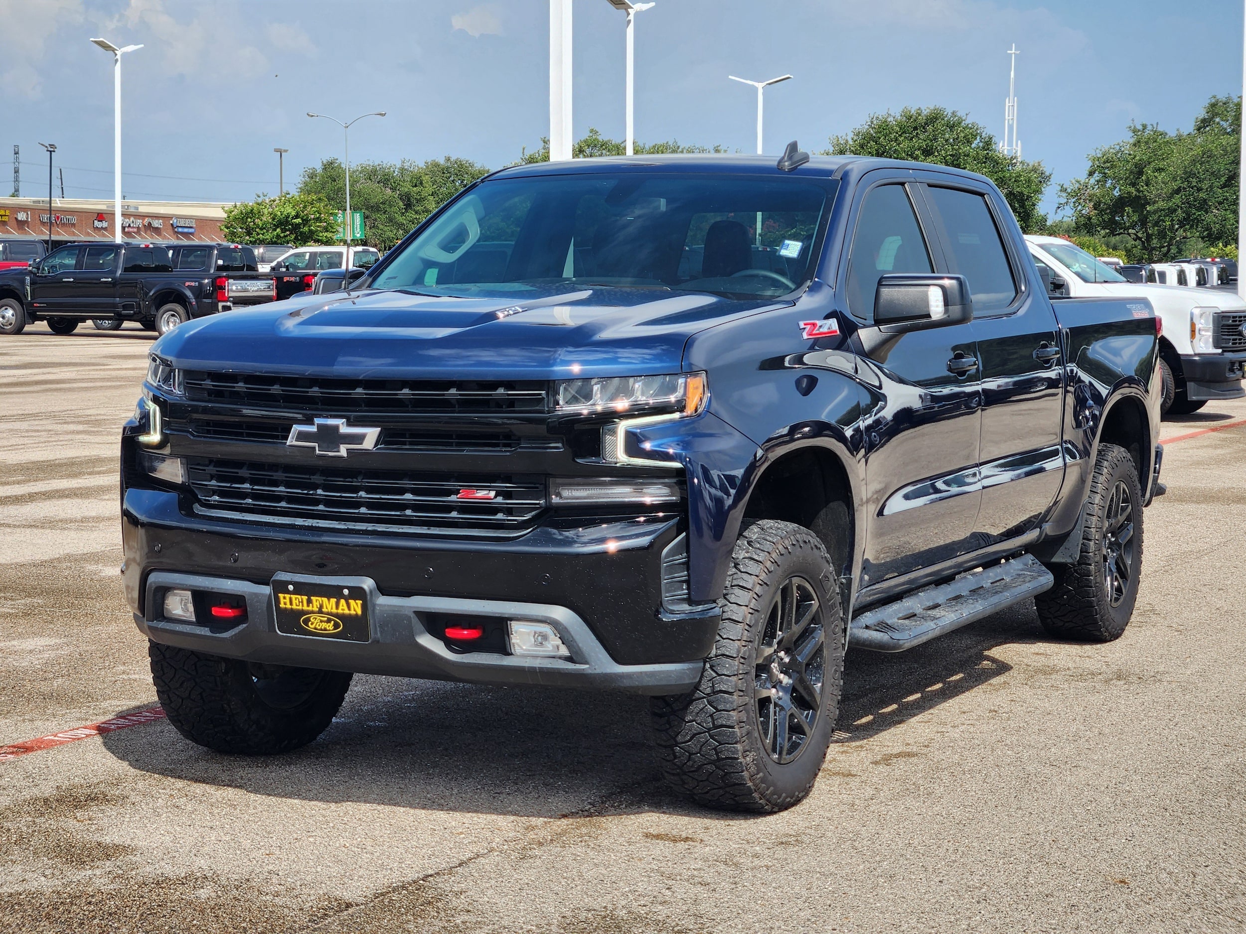 Used 2022 Chevrolet Silverado 1500 Limited LT Trail Boss with VIN 1GCPYFEL9NZ226828 for sale in Stafford, TX