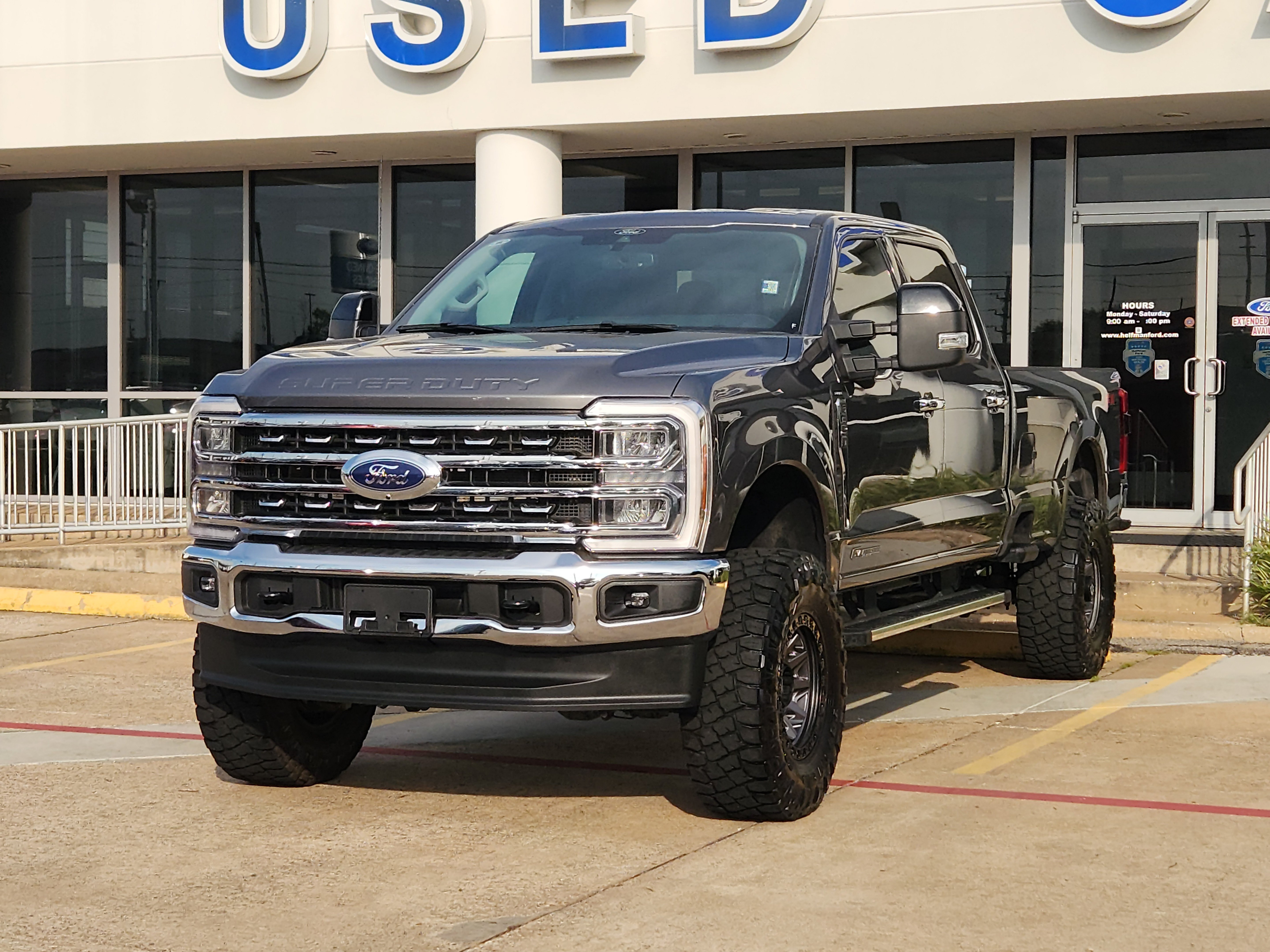 Used 2025 Ford F-350 Lariat Truck Crew Cab