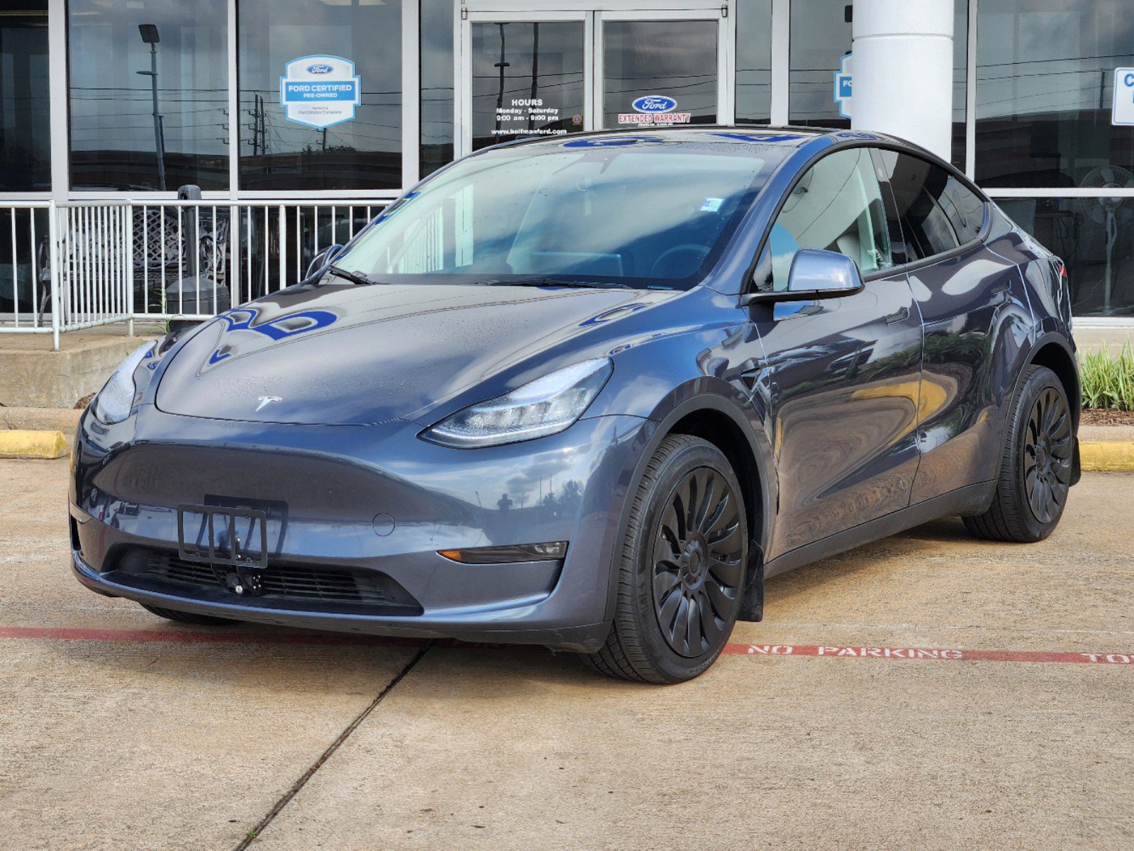 Used 2023 Tesla Model Y Long Range with VIN 7SAYGDEE7PA060329 for sale in Stafford, TX