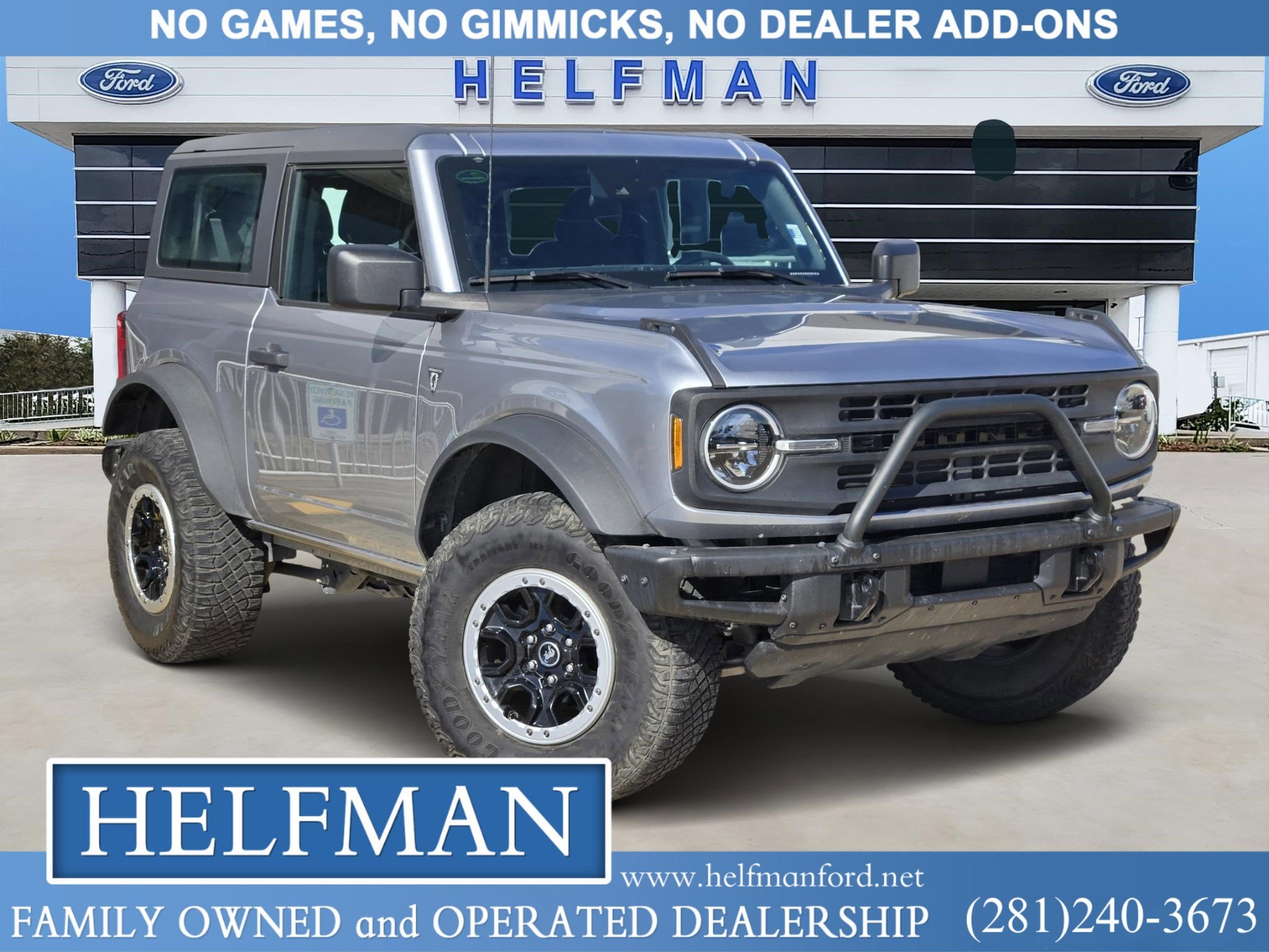 2022 Ford Bronco 2-Door Base's photo