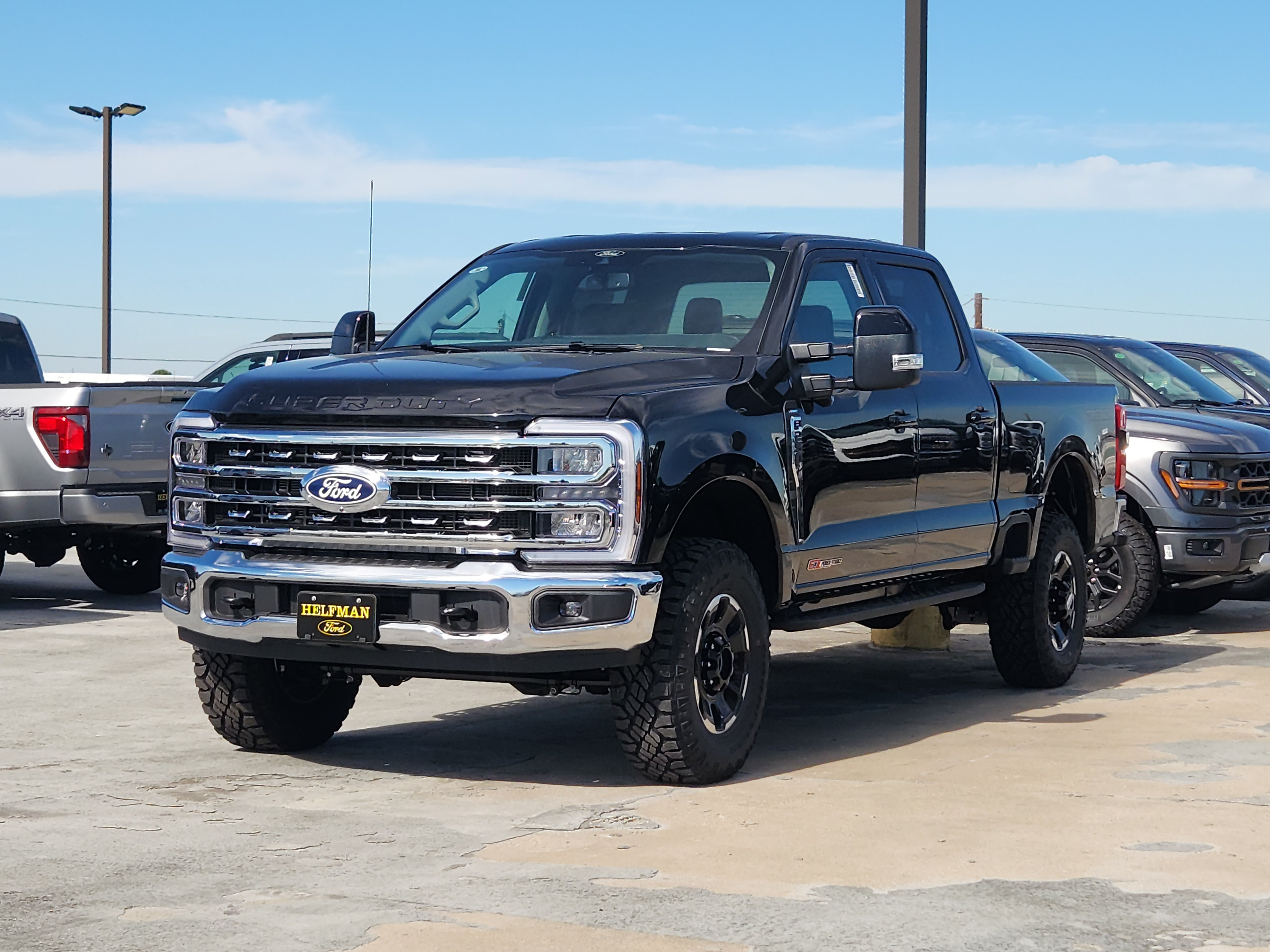 New 2027 Ford Super Duty F-250® Lariat® TRUCK