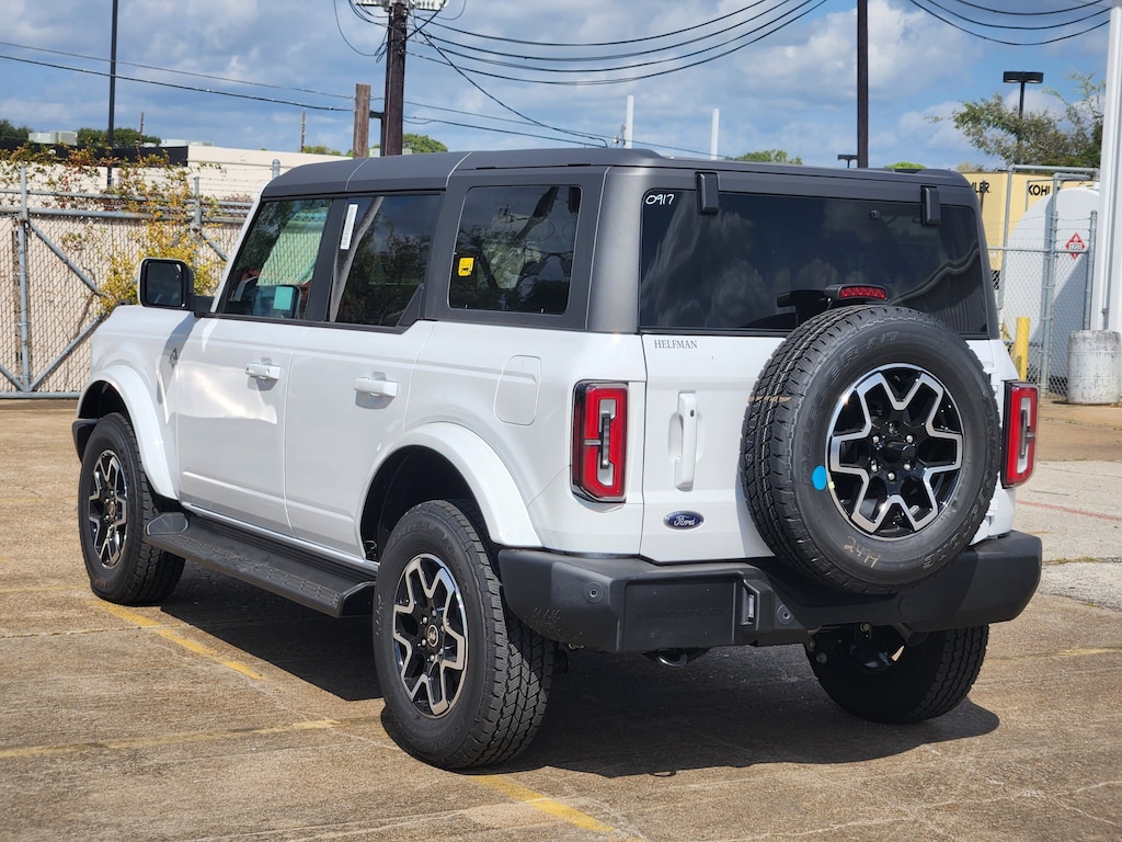 New 2025 Ford Bronco Outer Banks SUV