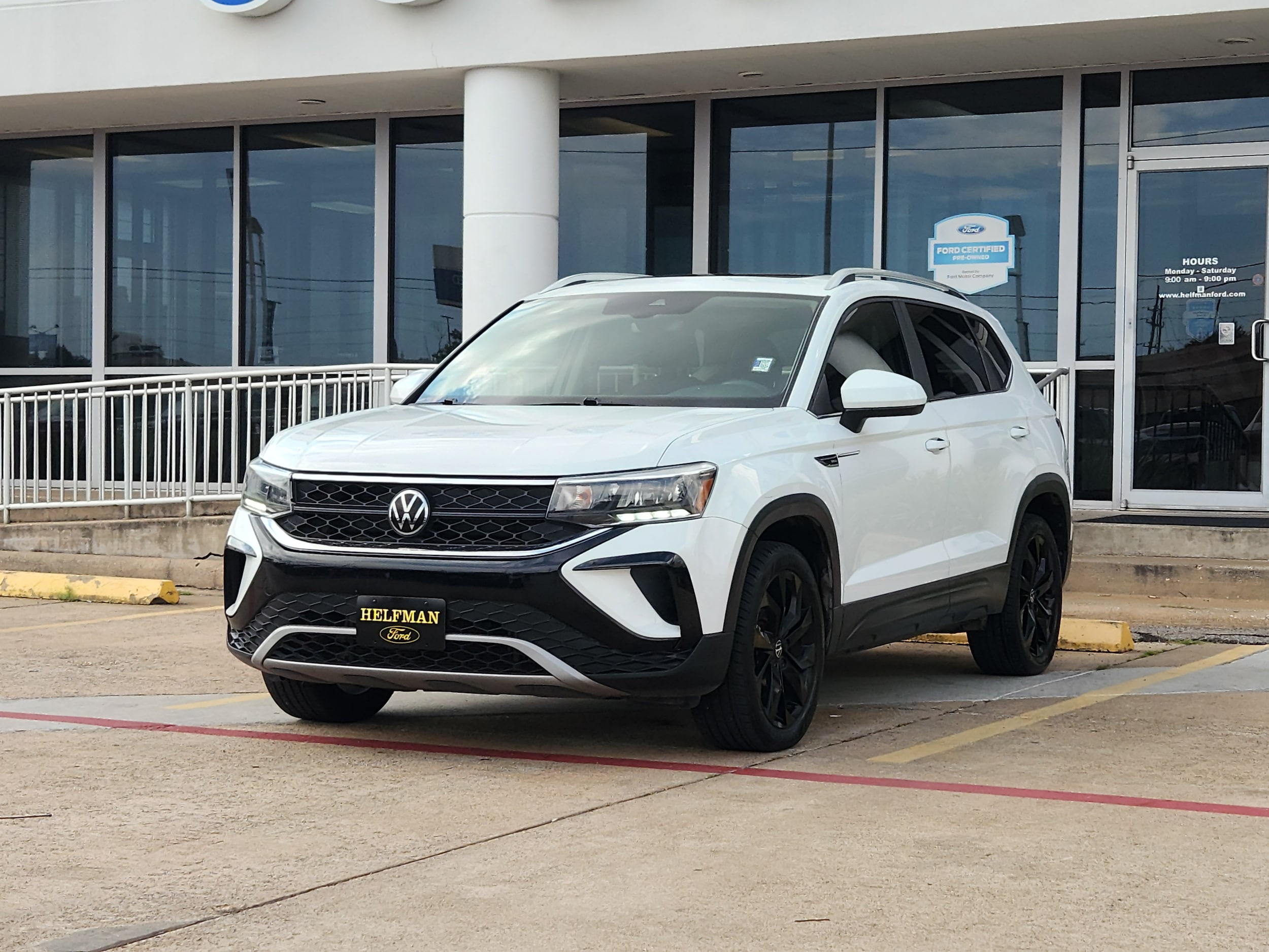Used 2023 Volkswagen Taos SE with VIN 3VVEX7B27PM303648 for sale in Stafford, TX